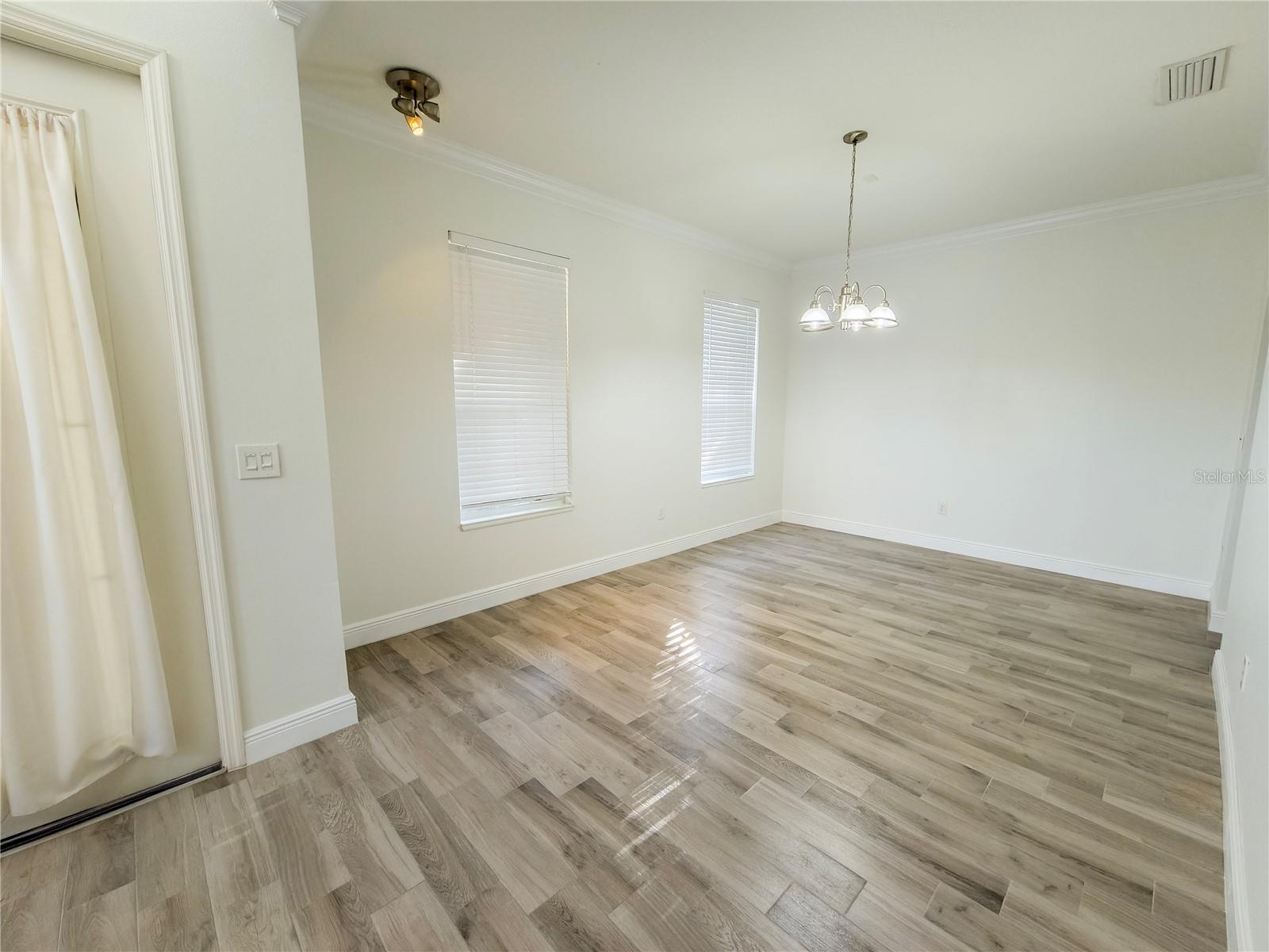 SIGNATURE LAKES PRCL 01C - Residential Lease