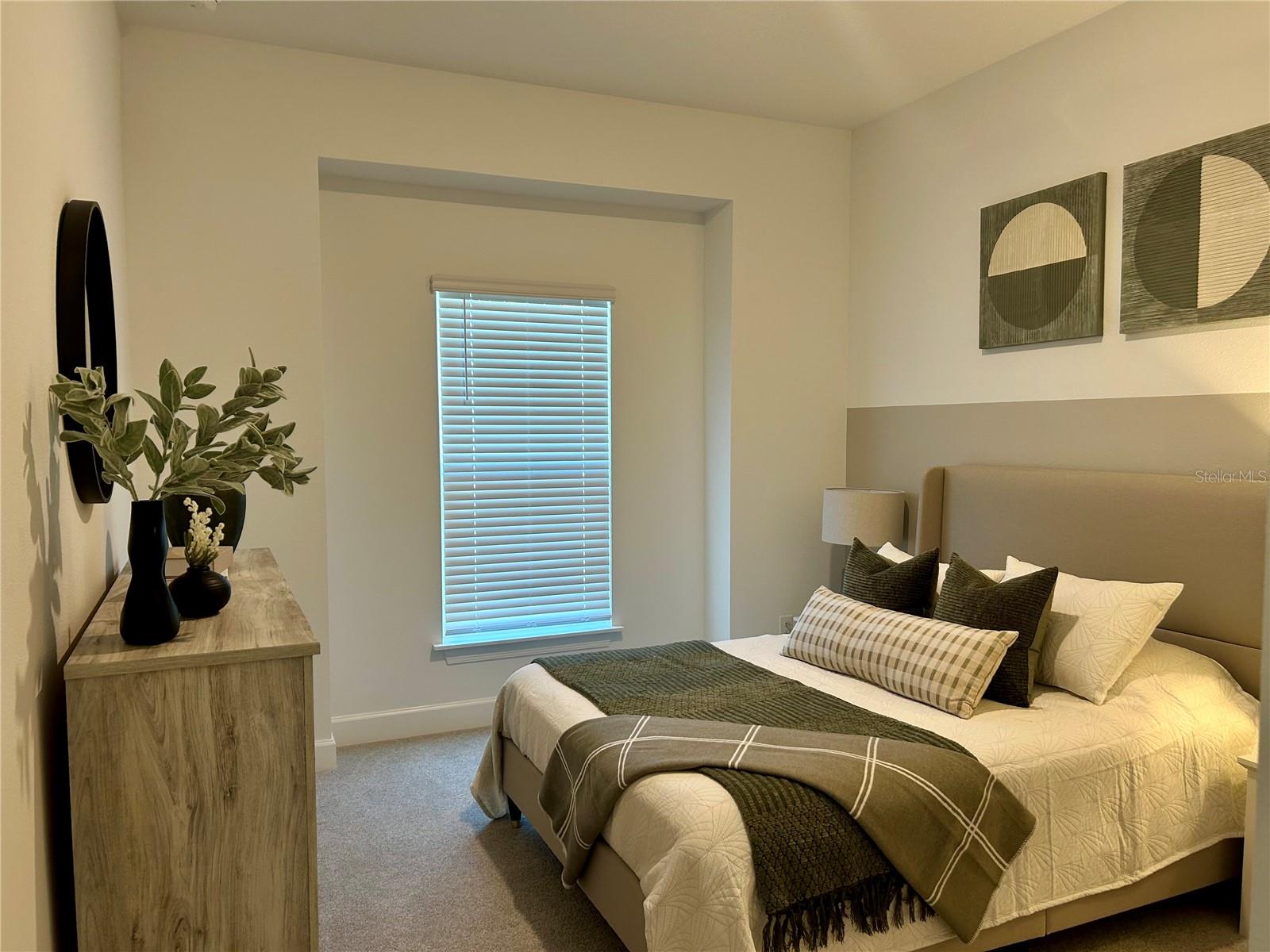 SKY RANCH / ESPLANADE - Residential Lease