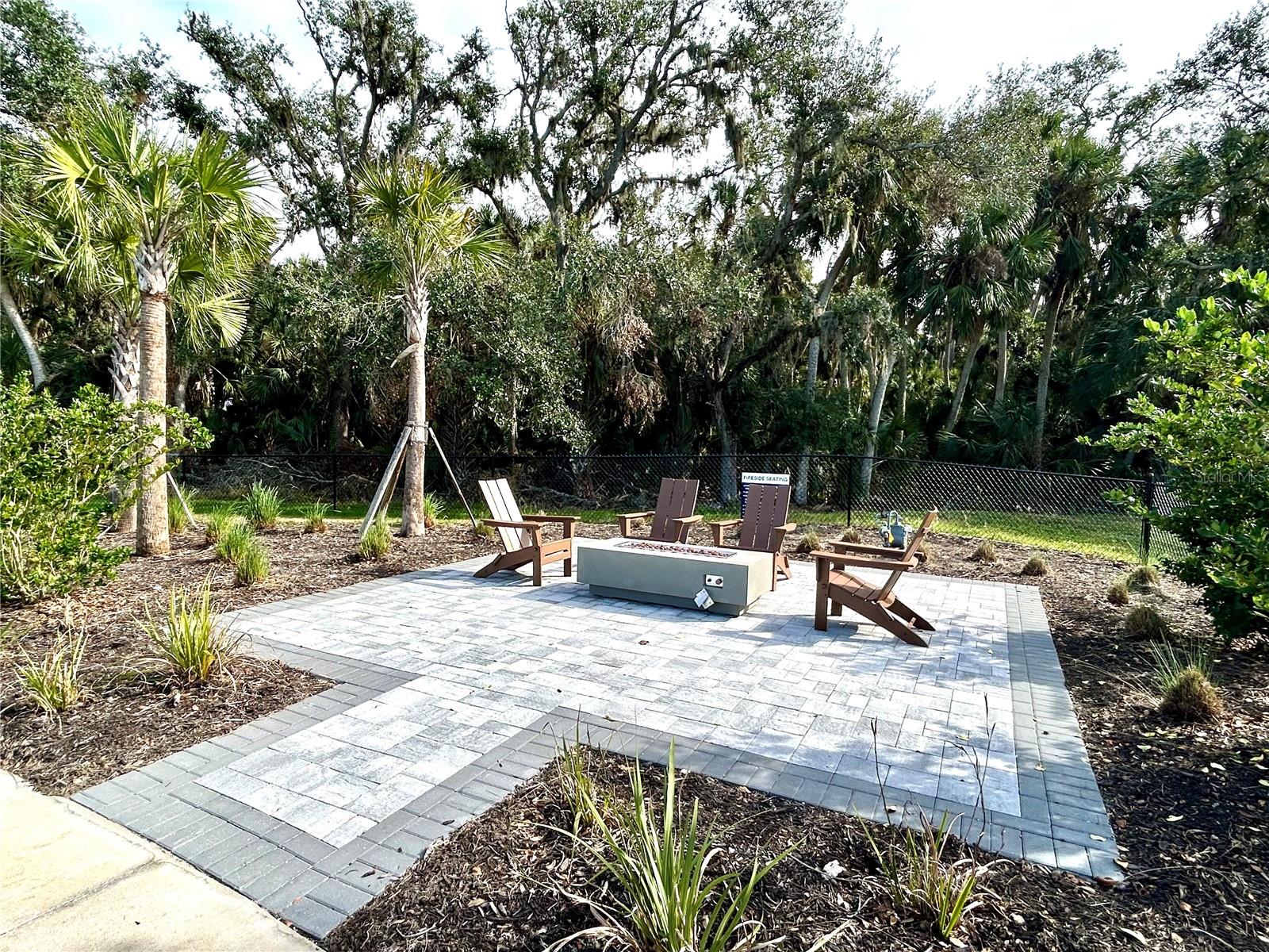 SKY RANCH / ESPLANADE - Residential Lease
