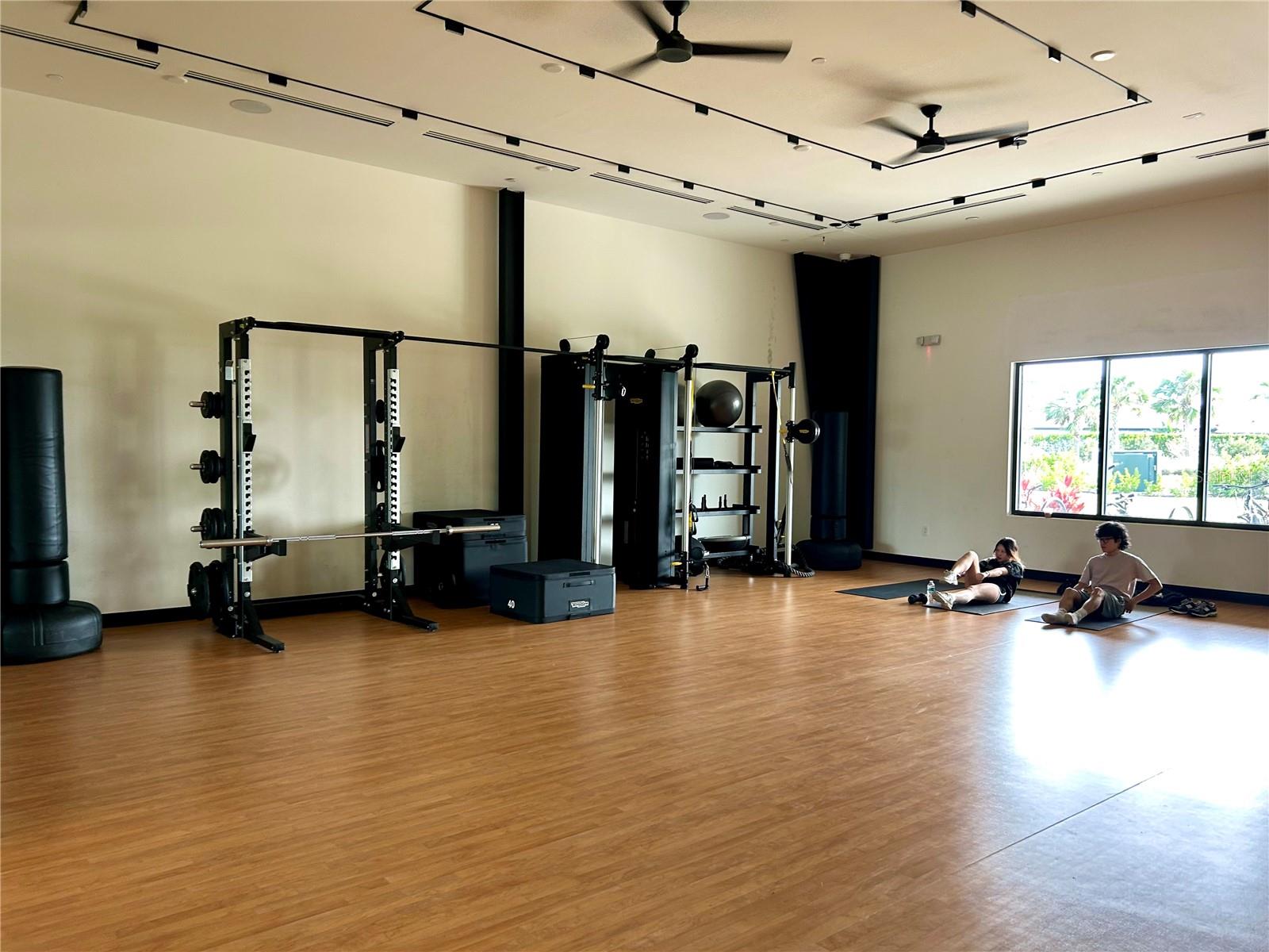 SKY RANCH / ESPLANADE - Residential Lease