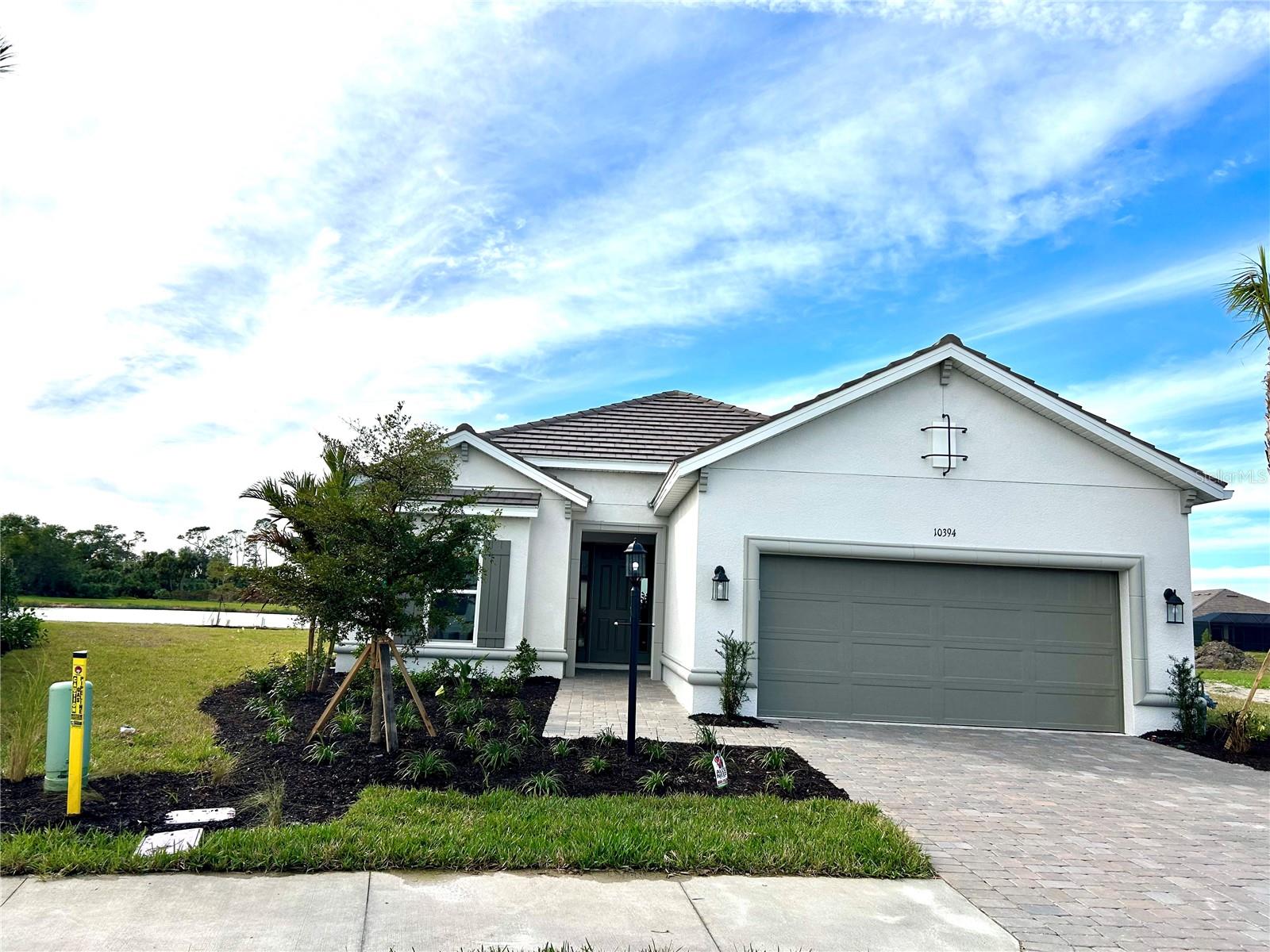 SKY RANCH / ESPLANADE - Residential Lease