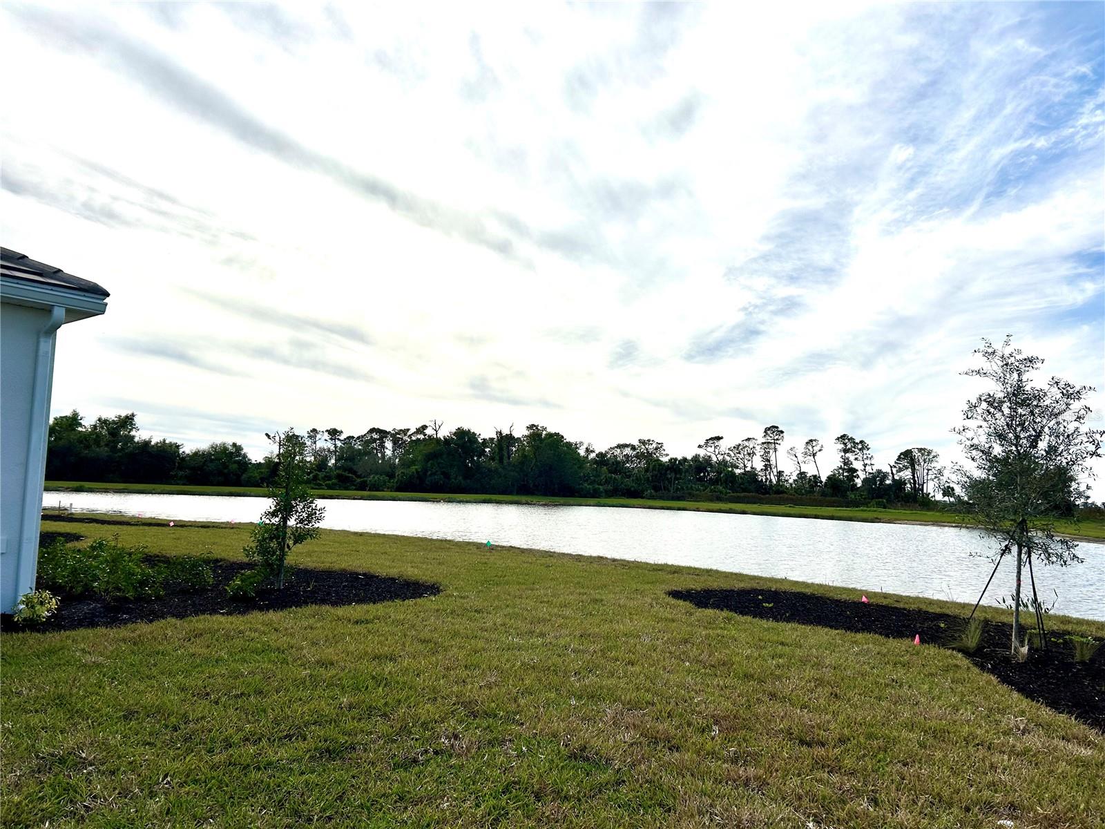 SKY RANCH / ESPLANADE - Residential Lease