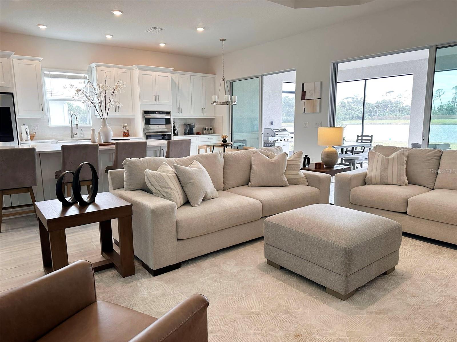 SKY RANCH / ESPLANADE - Residential Lease