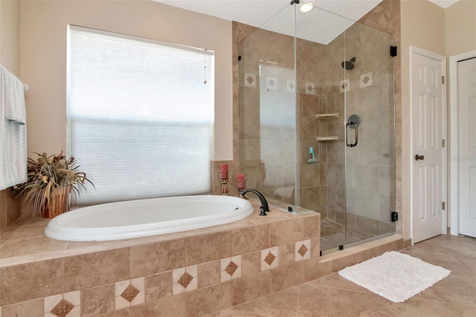 CALUSA TRACE UNIT FIVE PH - Residential