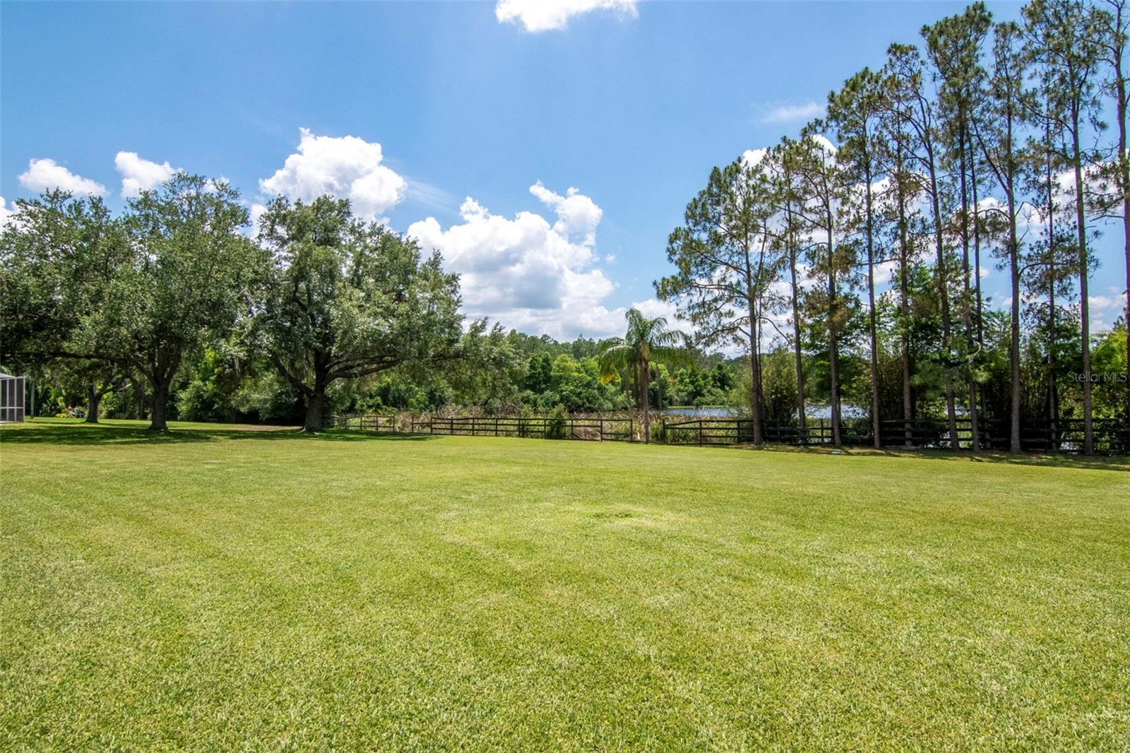 CALUSA TRACE UNIT FIVE PH - Residential