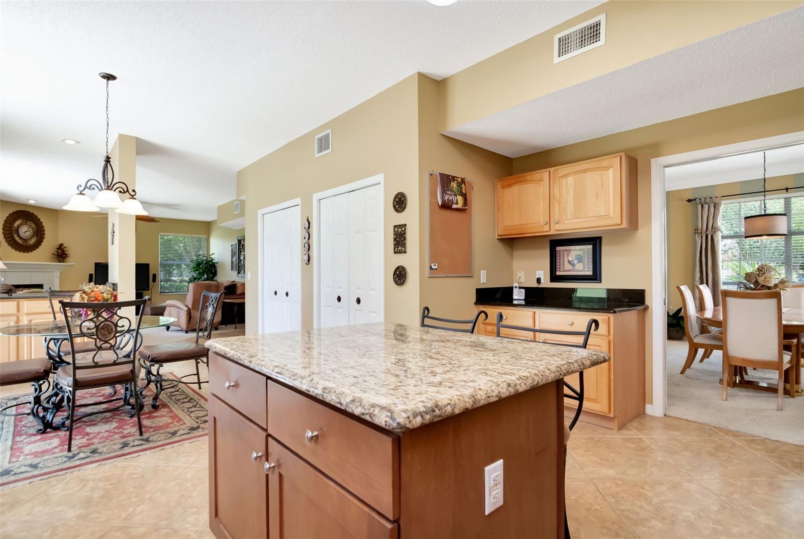 CALUSA TRACE UNIT FIVE PH - Residential