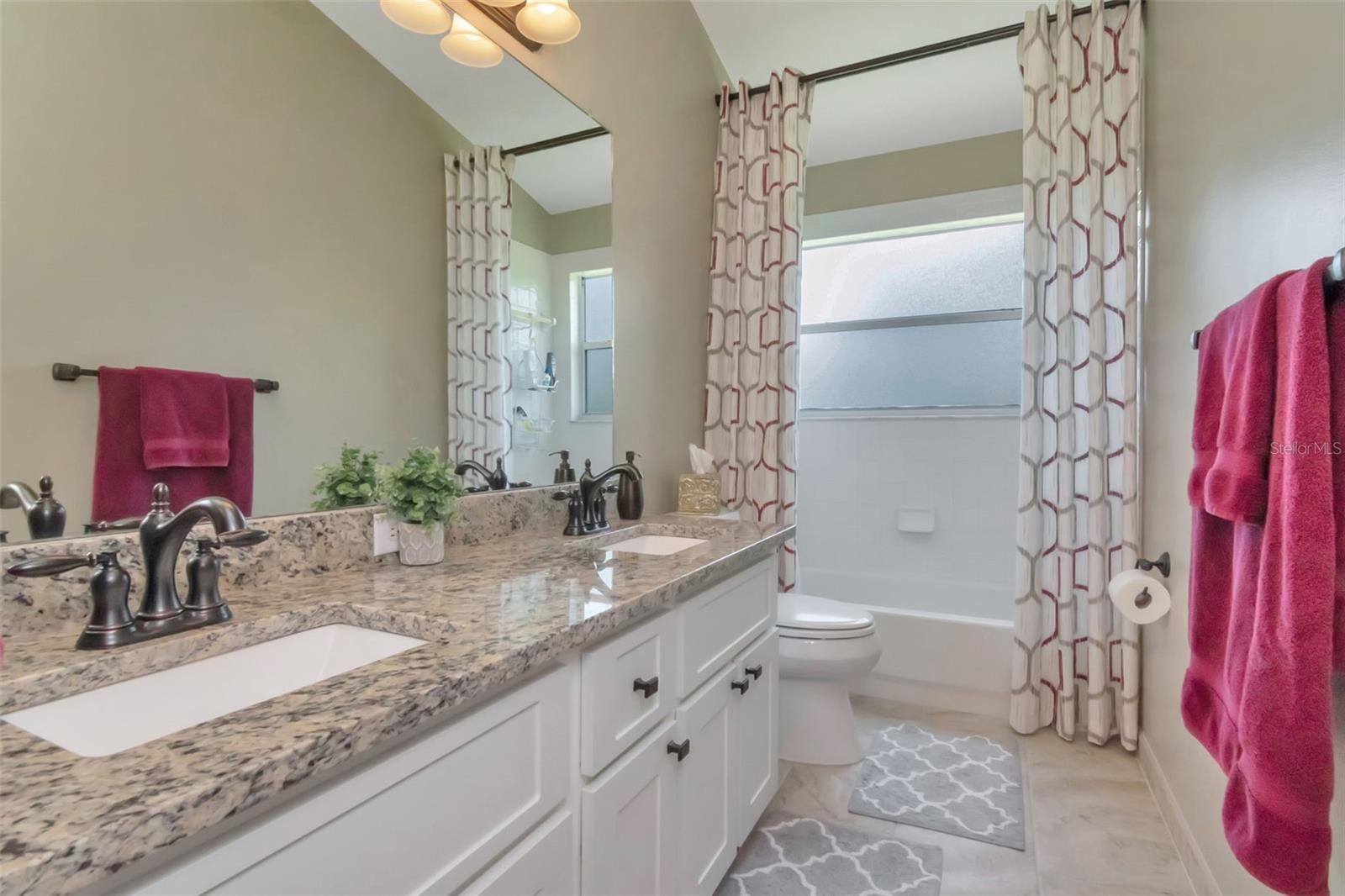 CALUSA TRACE UNIT FIVE PH - Residential