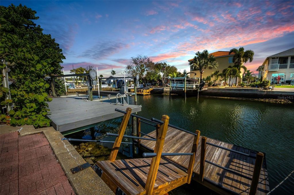 Photo of 13926 Darlene Avenue, Hudson, FL 34667 (MLS # TB8452889)