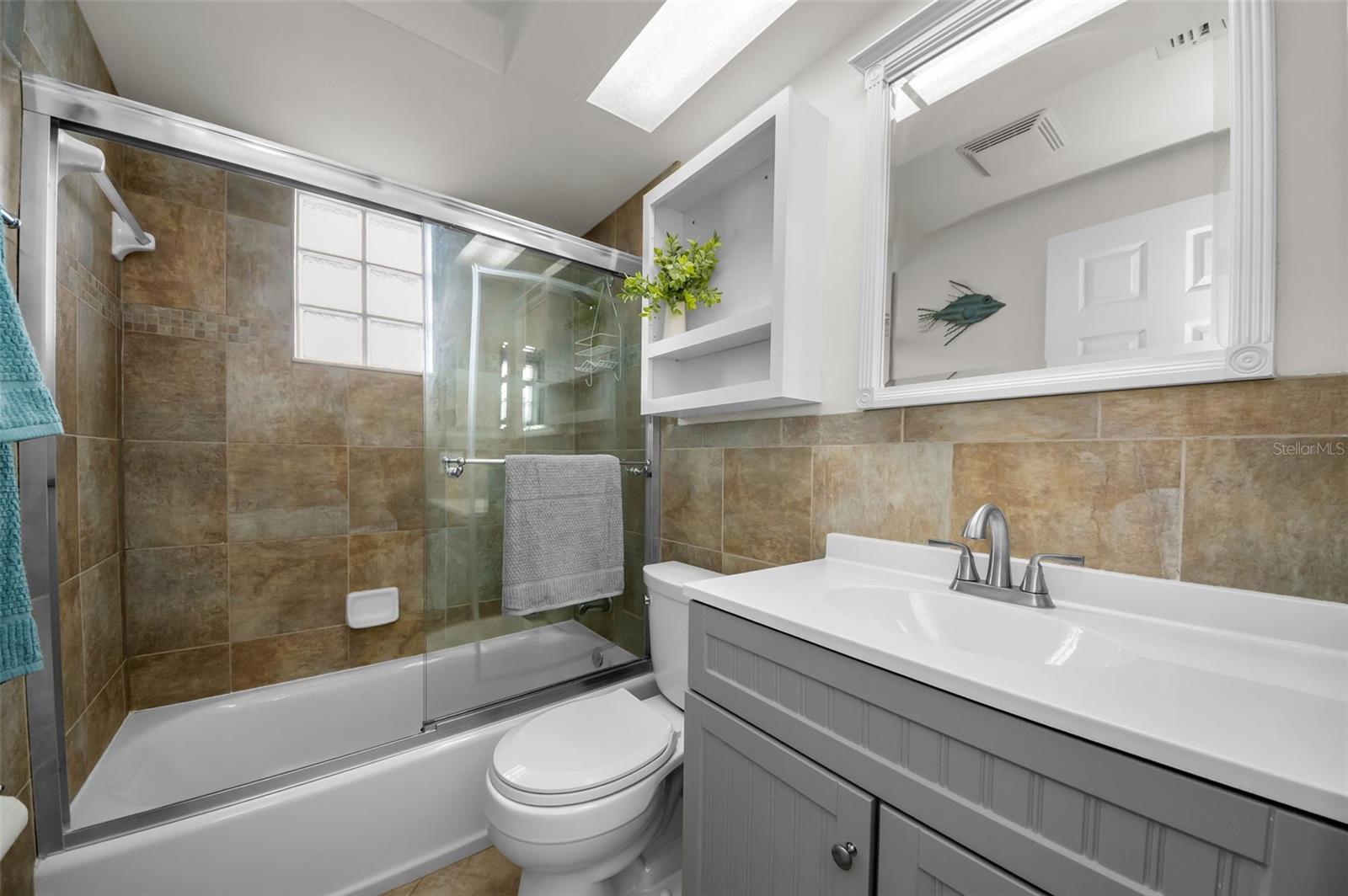 HUDSON BEACH ESTATES - Residential