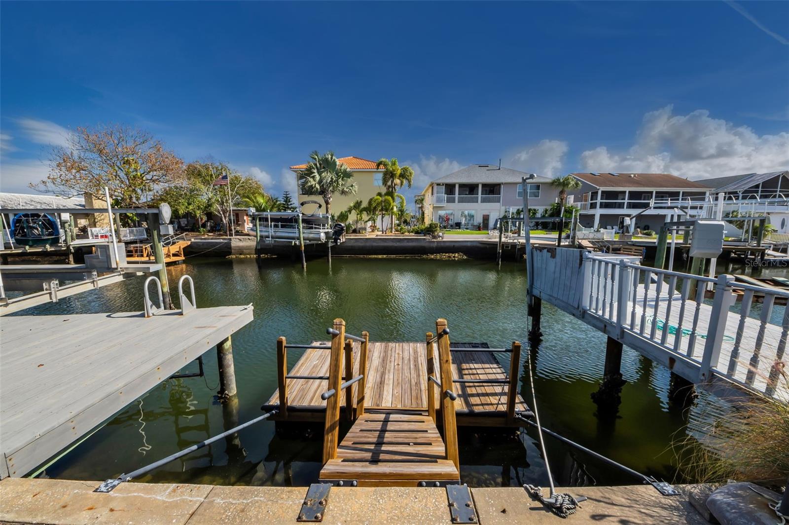 HUDSON BEACH ESTATES - Residential