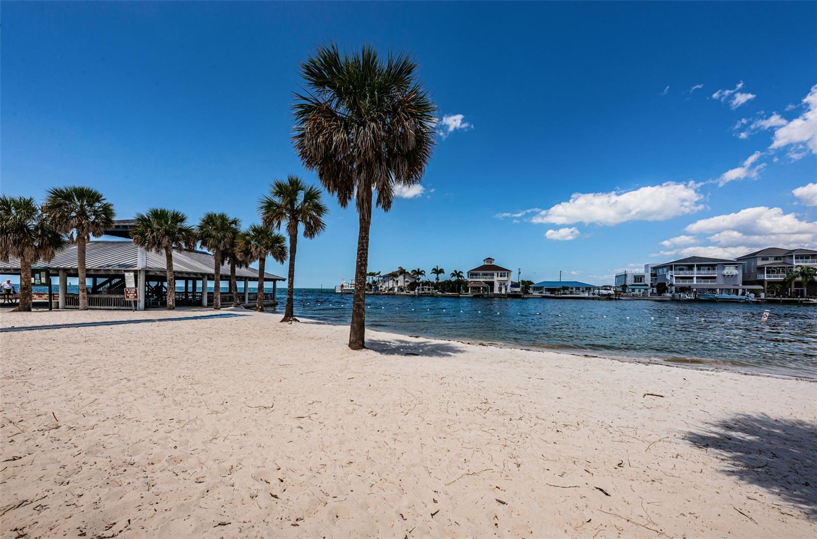 HUDSON BEACH ESTATES - Residential