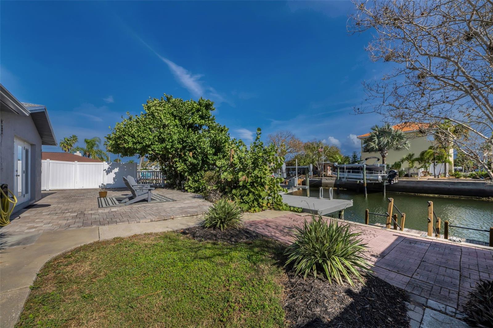 HUDSON BEACH ESTATES - Residential