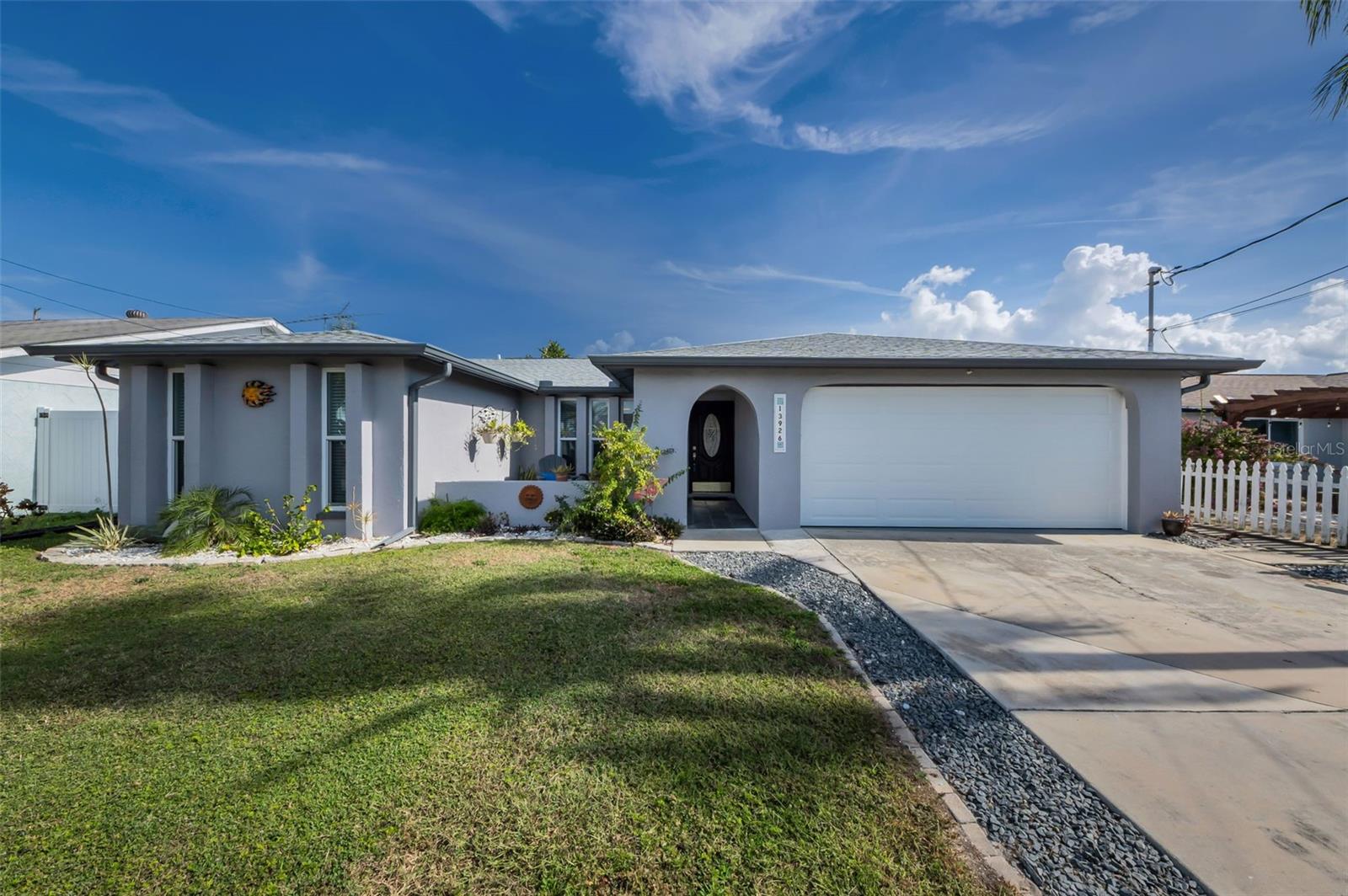 HUDSON BEACH ESTATES - Residential