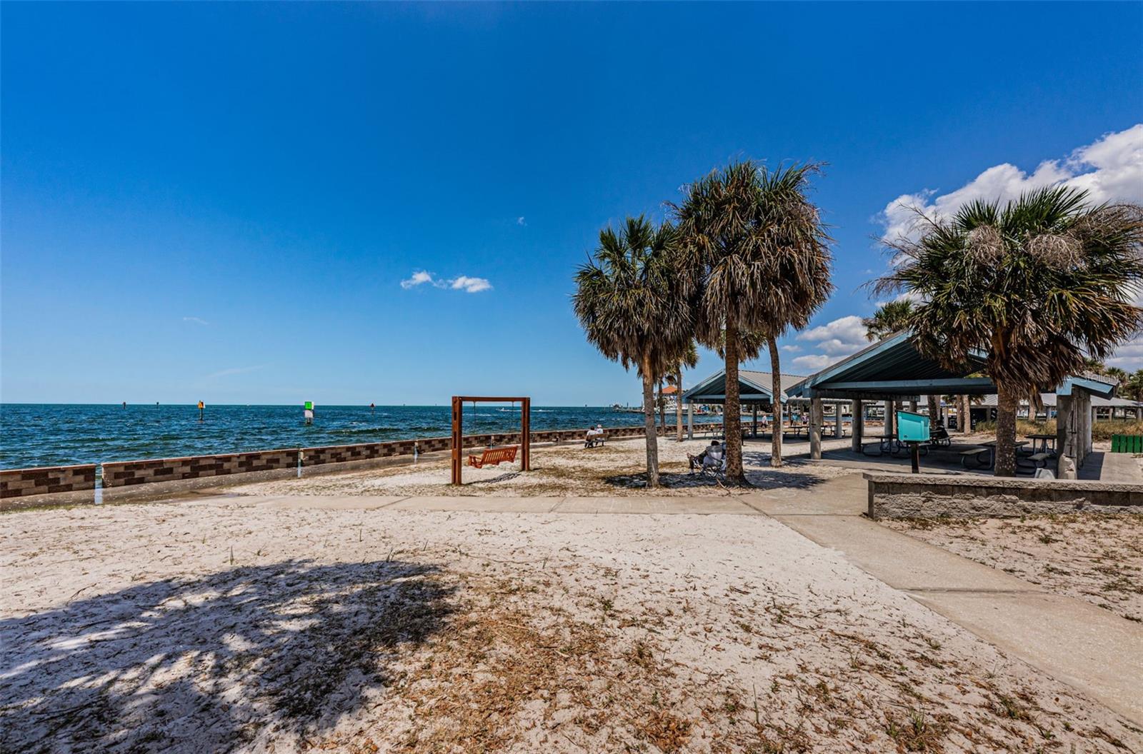 HUDSON BEACH ESTATES - Residential