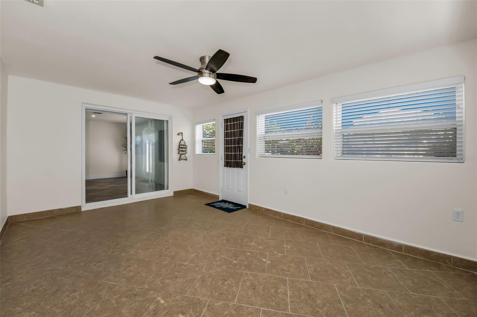 HUDSON BEACH ESTATES - Residential