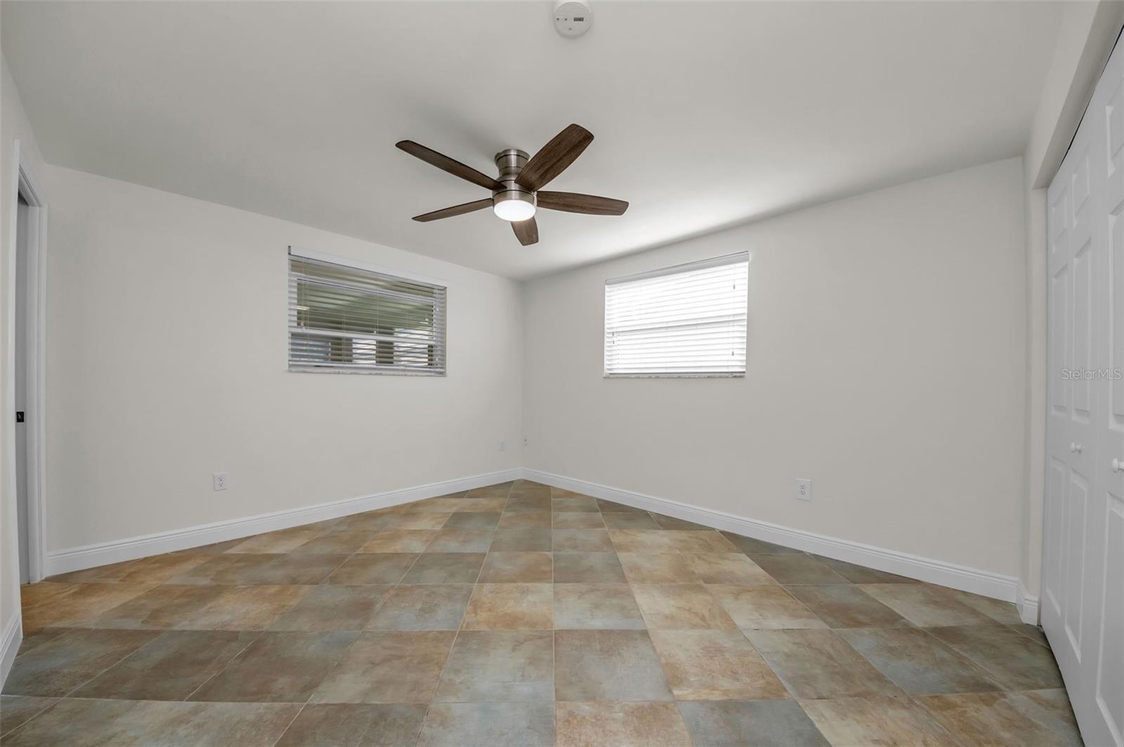 HUDSON BEACH ESTATES - Residential