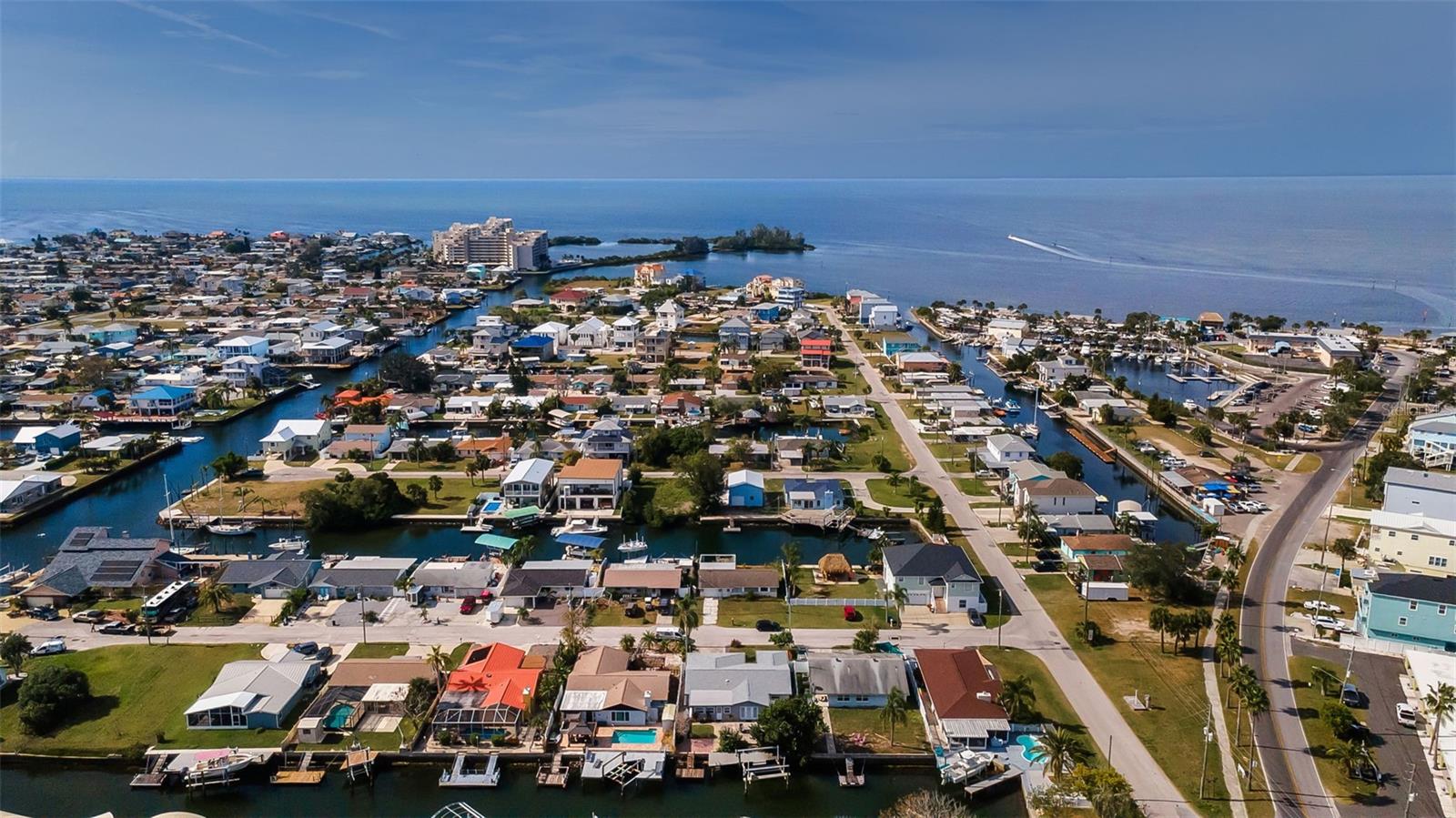 HUDSON BEACH ESTATES - Residential