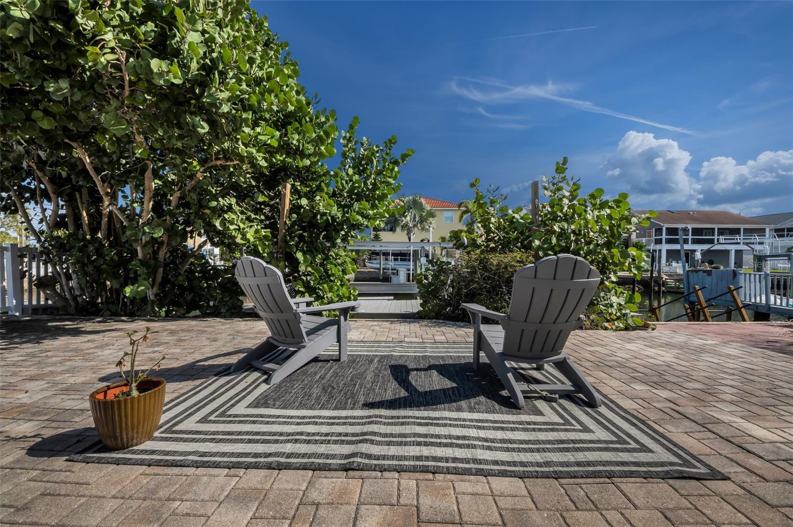 HUDSON BEACH ESTATES - Residential