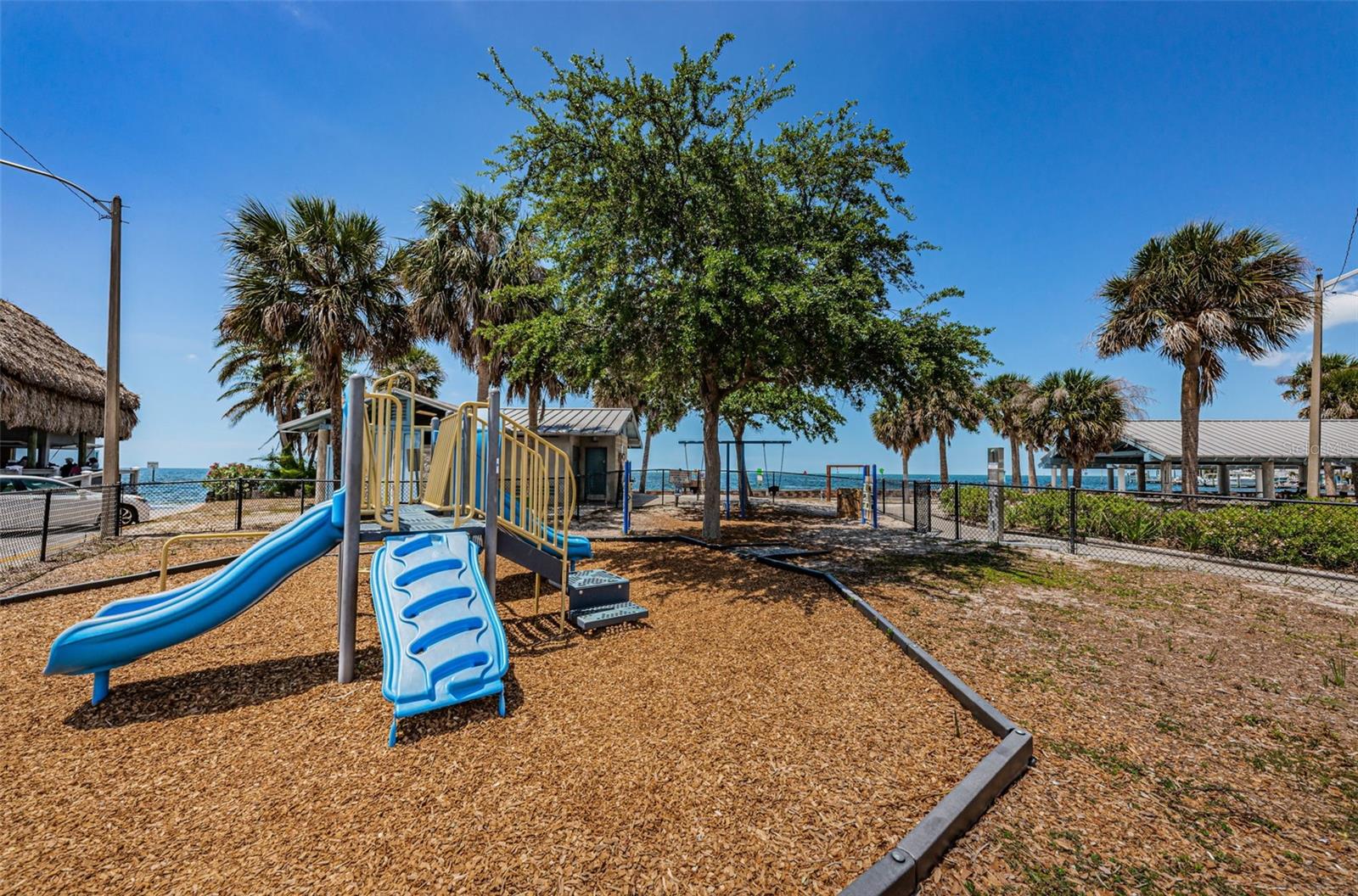 HUDSON BEACH ESTATES - Residential