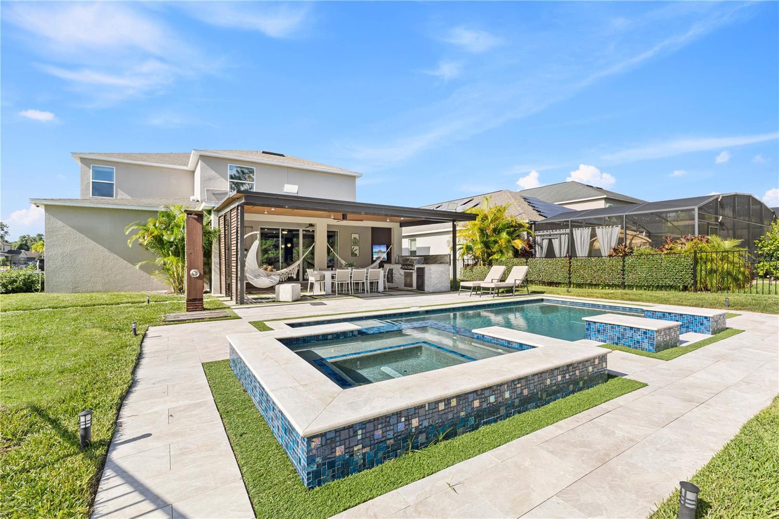 DRAYTON-PRESTON WOODS/PROVIDEN - Residential