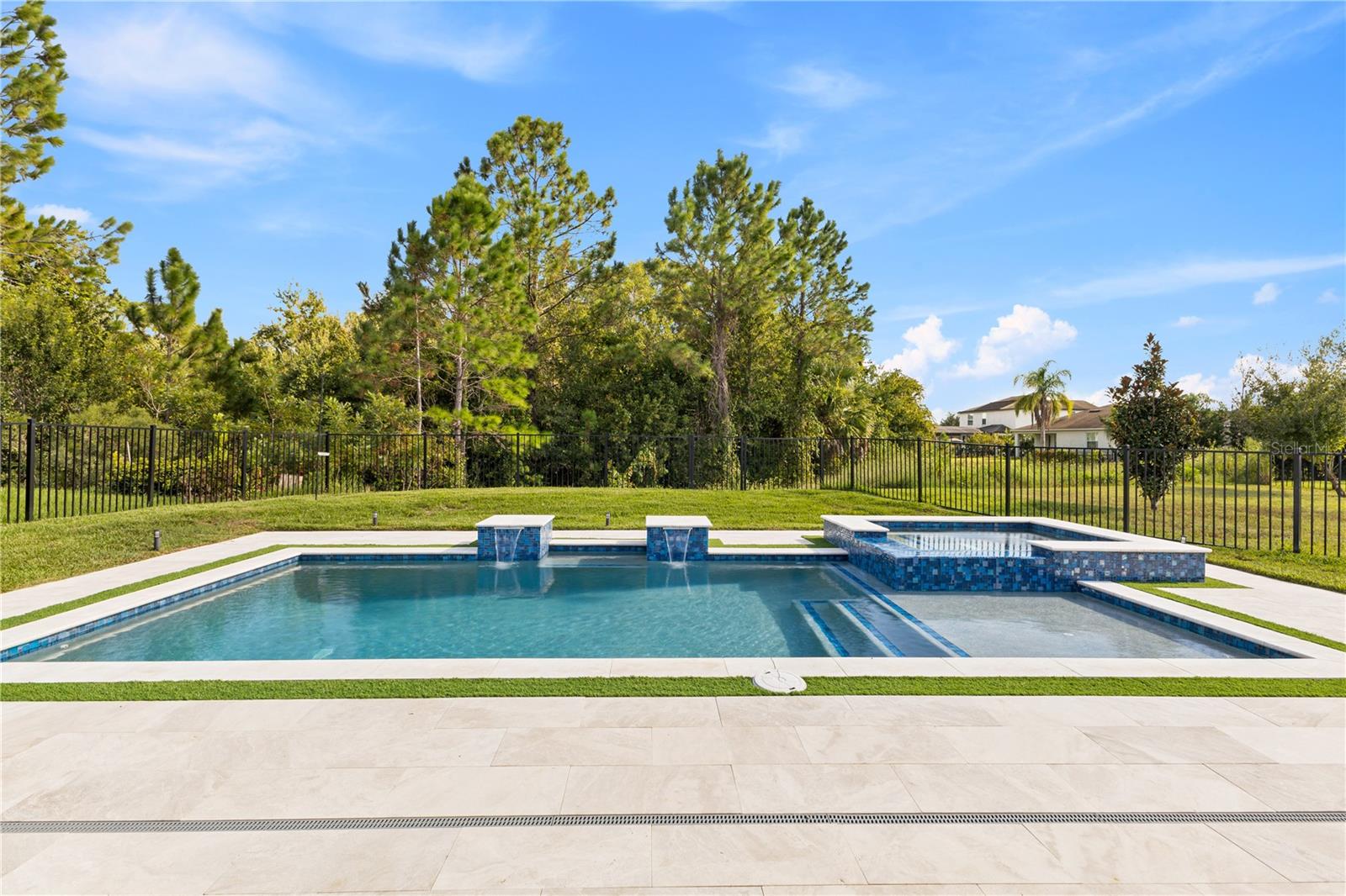 DRAYTON-PRESTON WOODS/PROVIDEN - Residential