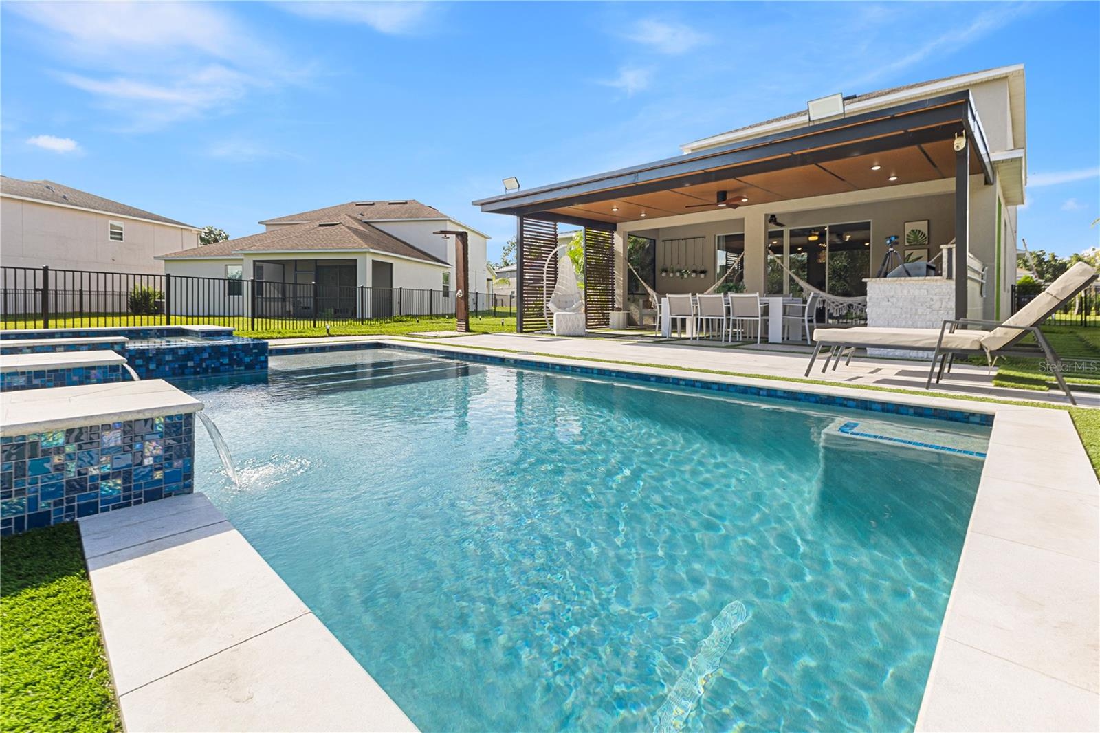 DRAYTON-PRESTON WOODS/PROVIDEN - Residential