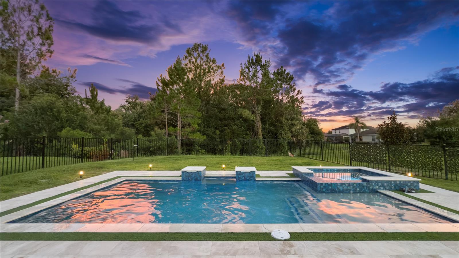 DRAYTON-PRESTON WOODS/PROVIDEN - Residential