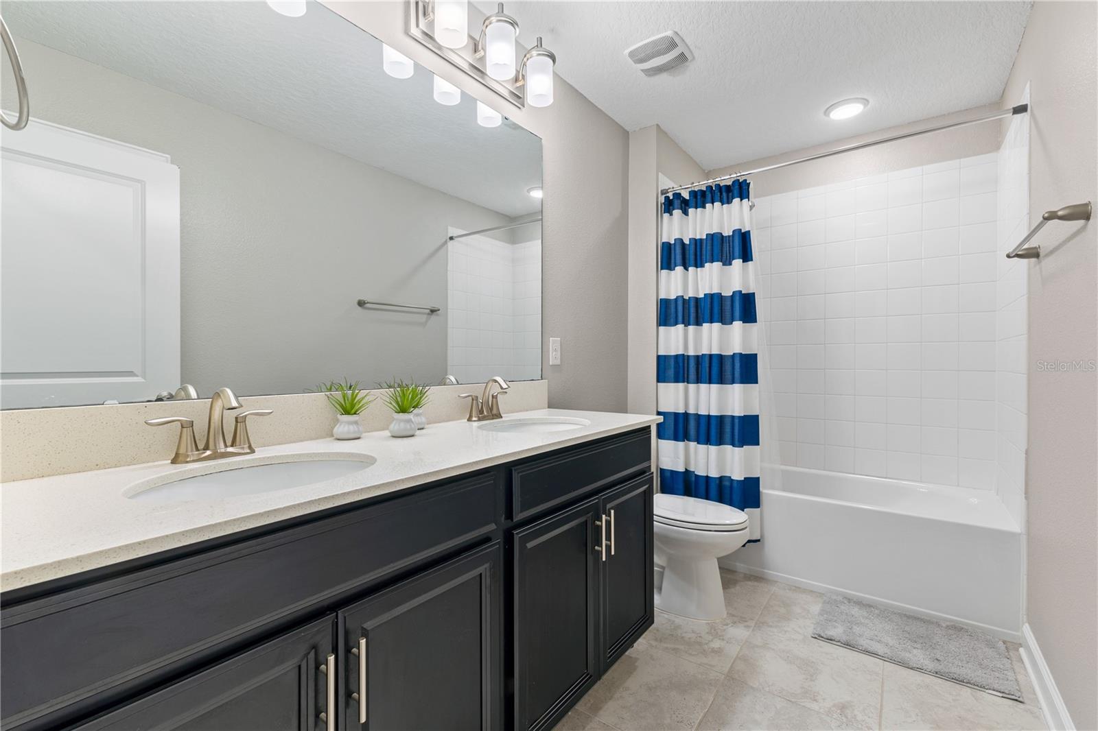 DRAYTON-PRESTON WOODS/PROVIDEN - Residential
