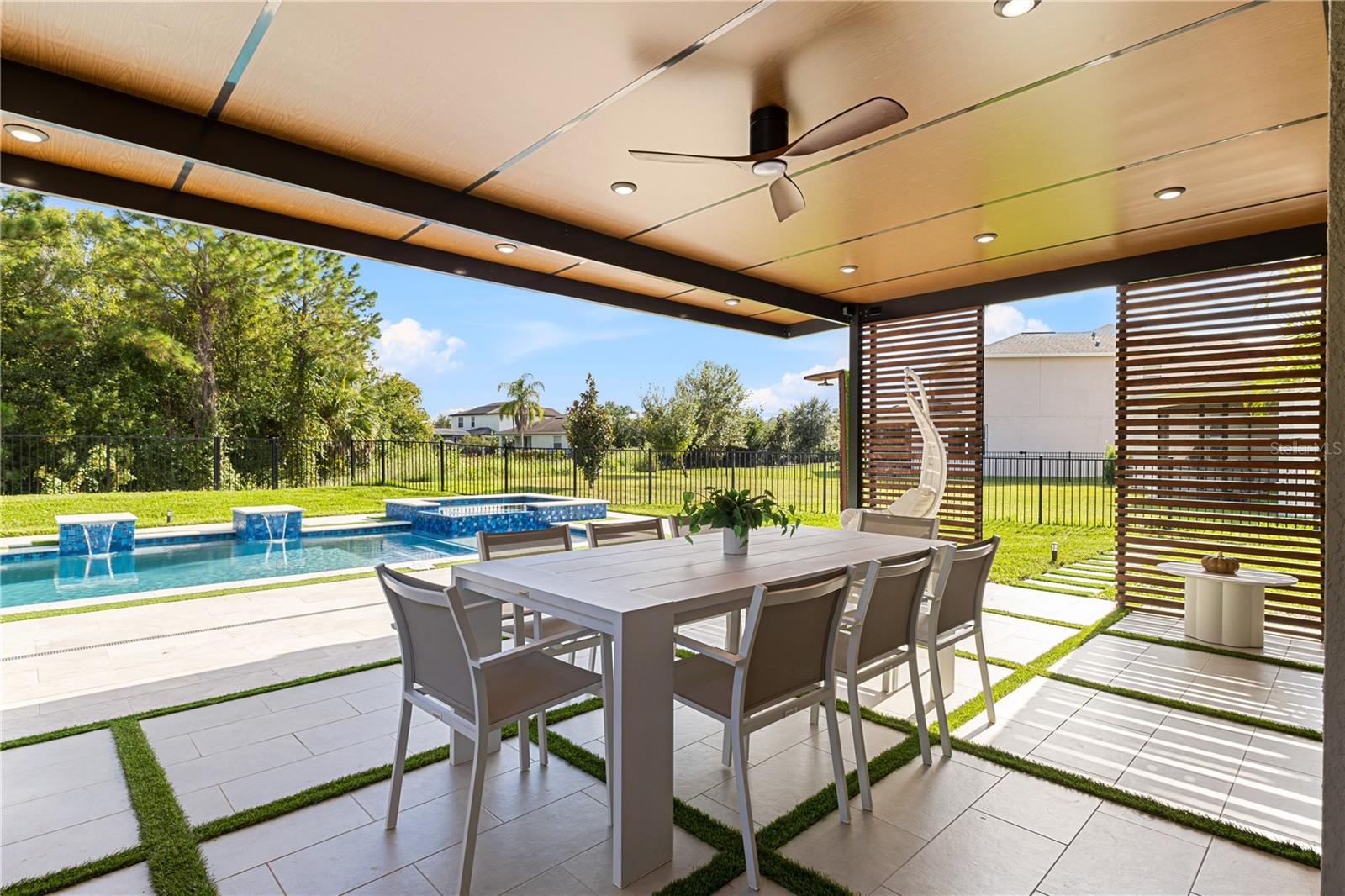 DRAYTON-PRESTON WOODS/PROVIDEN - Residential