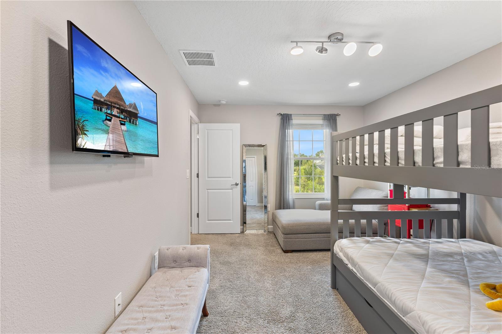 DRAYTON-PRESTON WOODS/PROVIDEN - Residential