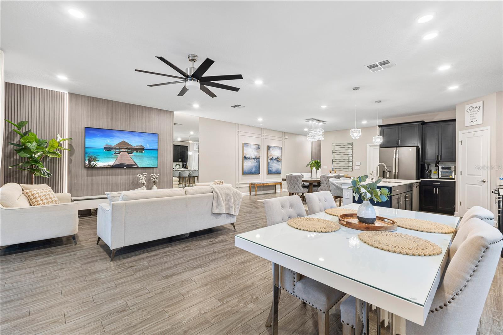 DRAYTON-PRESTON WOODS/PROVIDEN - Residential