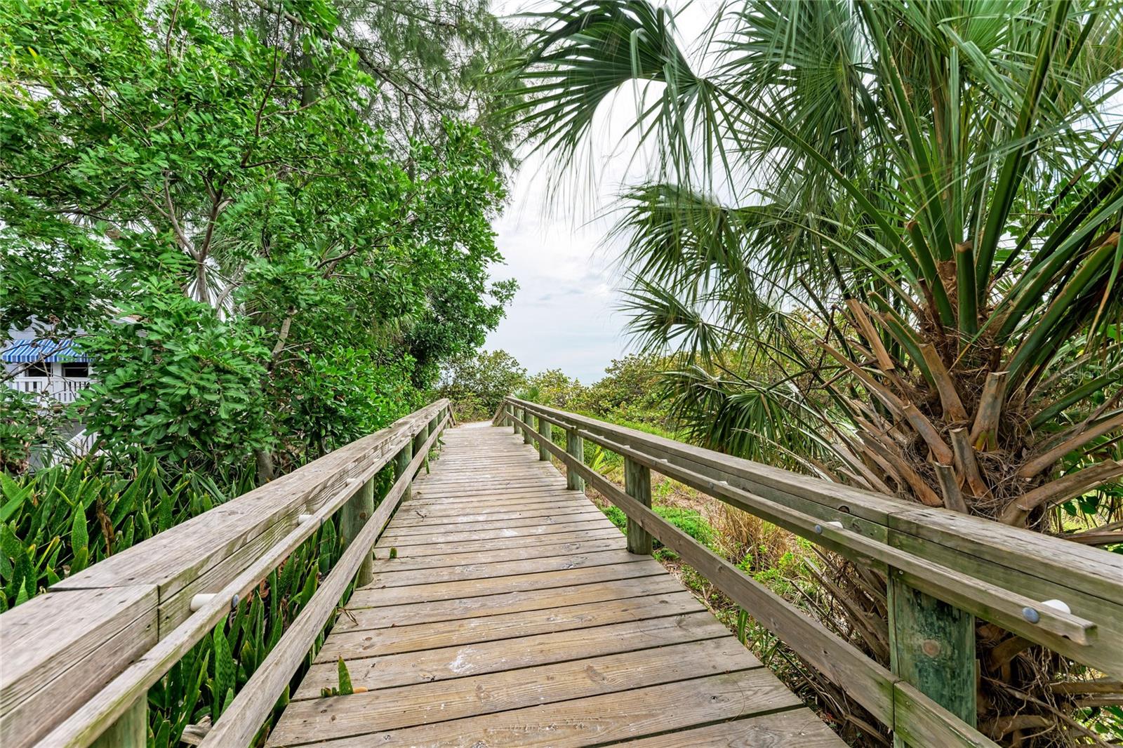 ANNA MARIA BEACH - Residential
