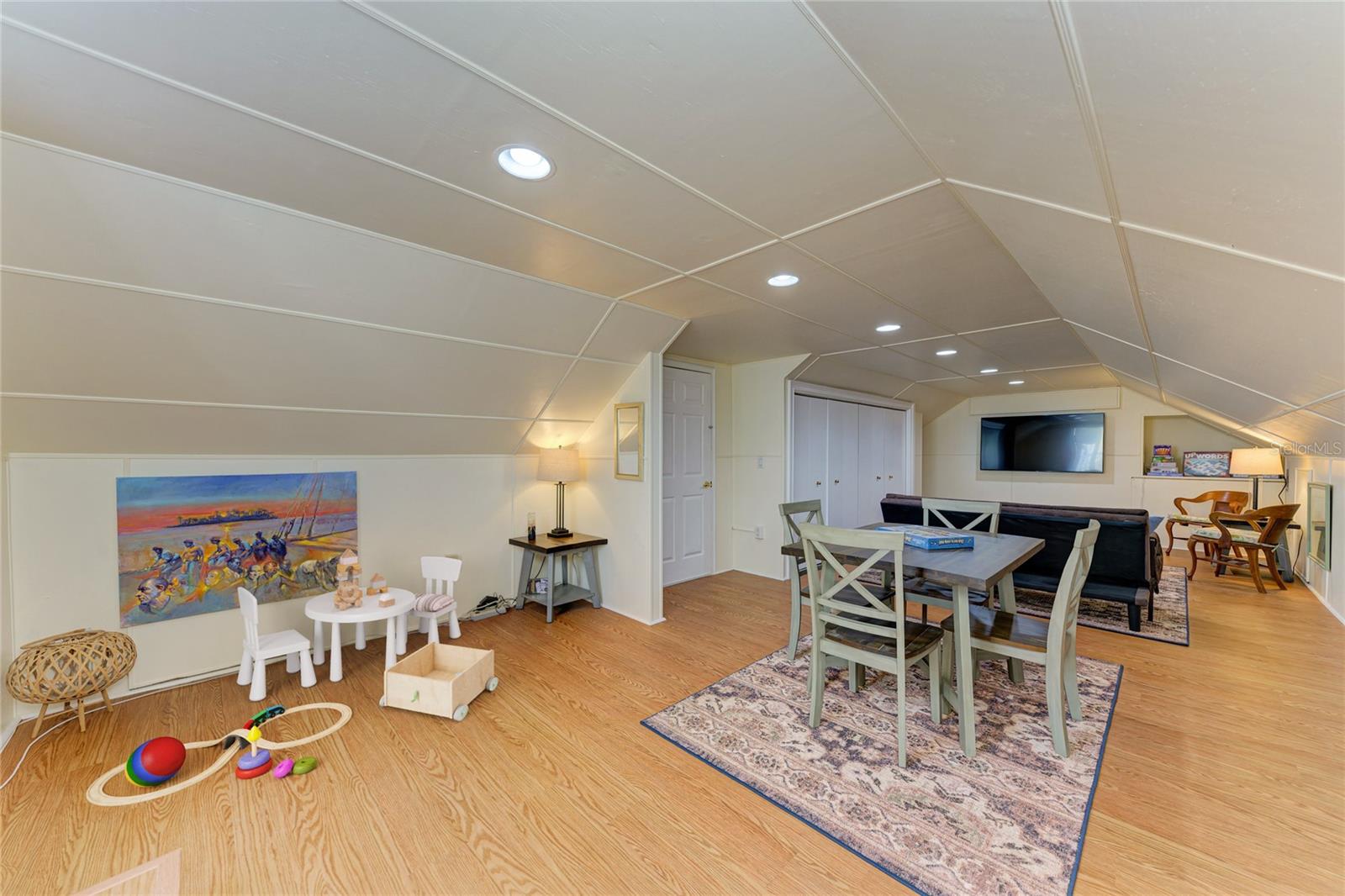 ANNA MARIA BEACH - Residential