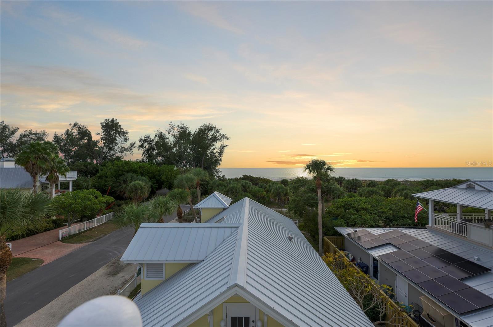 ANNA MARIA BEACH - Residential