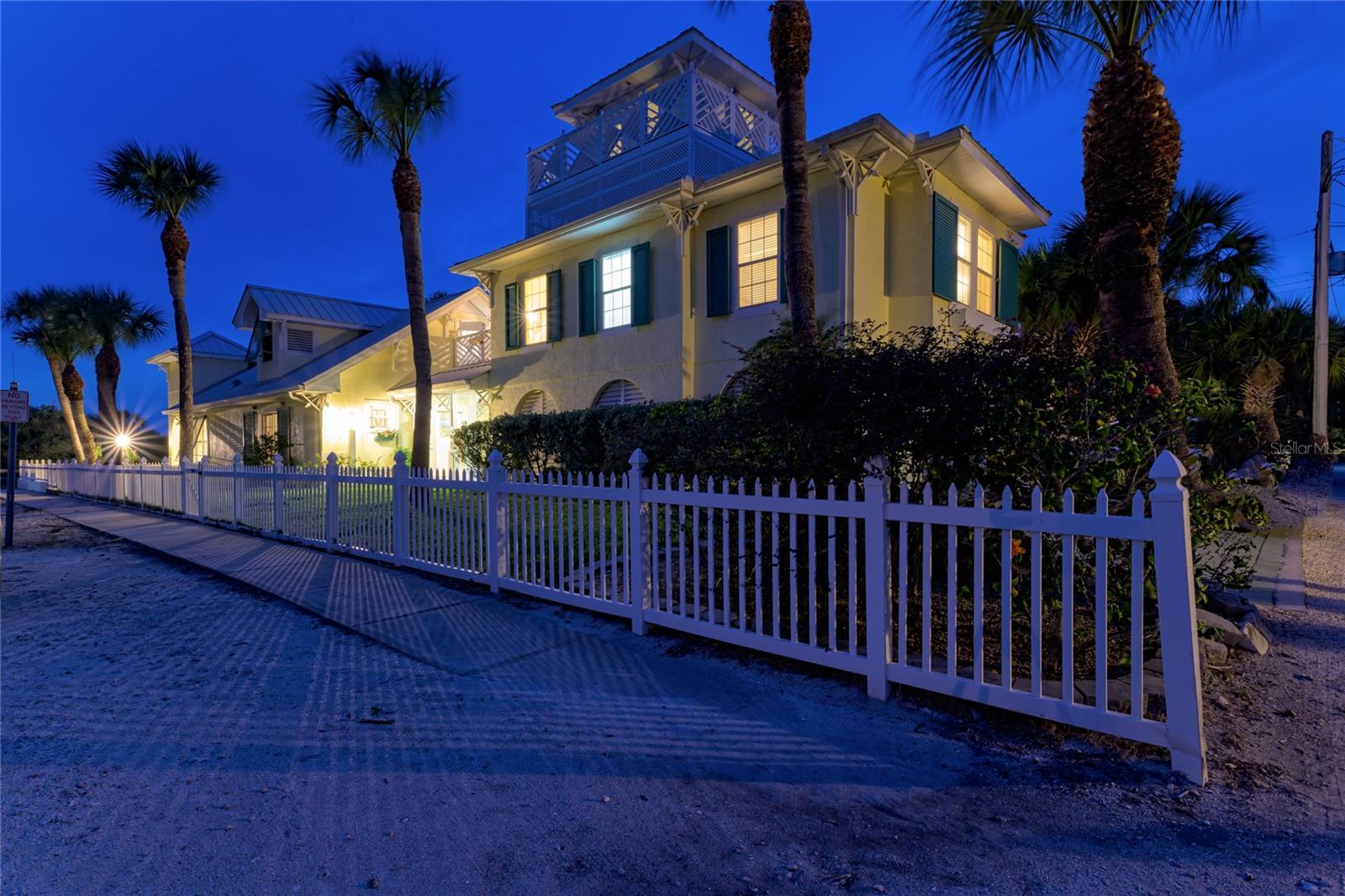 ANNA MARIA BEACH - Residential