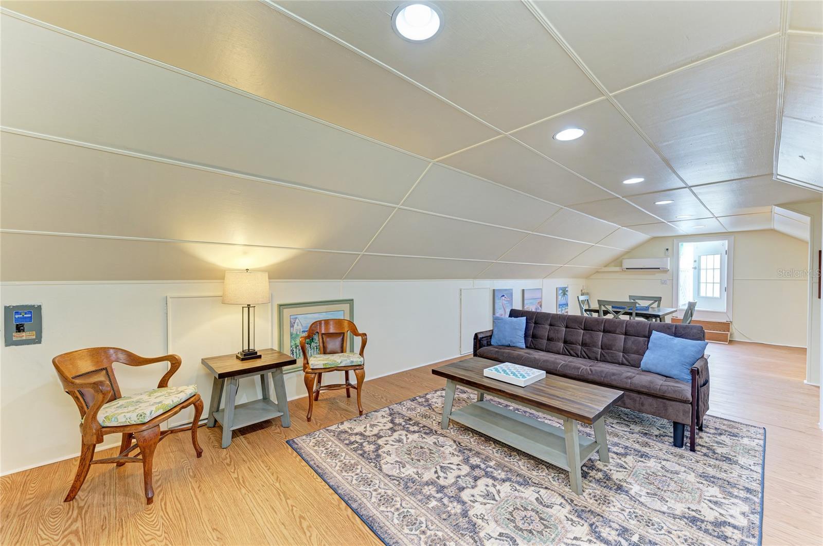 ANNA MARIA BEACH - Residential