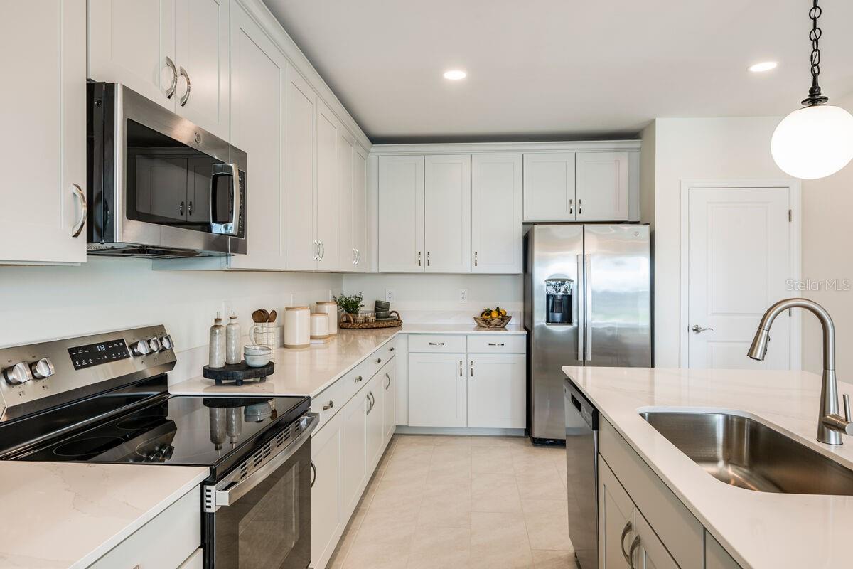 Search Properties for Sale 2 9617 VIBRANT LANE
