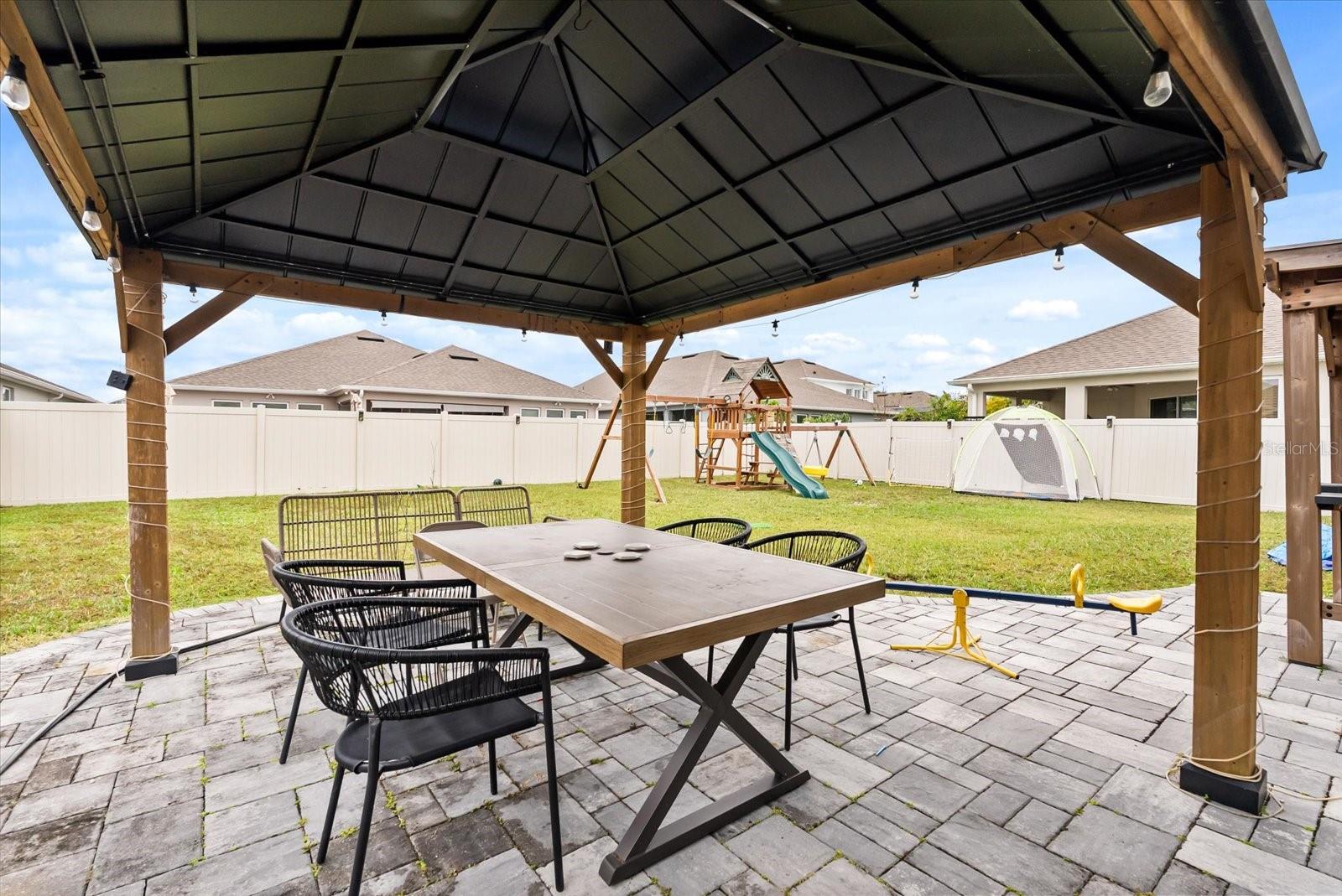 PARKDALE PLACE - Residential Lease