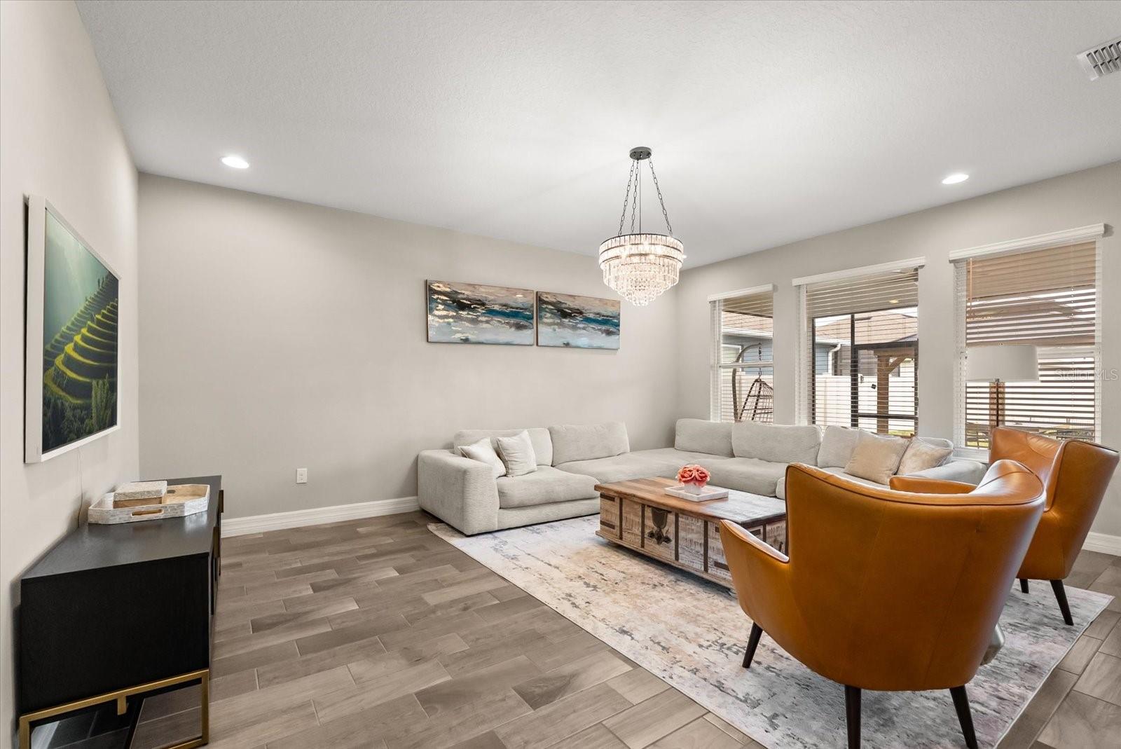 PARKDALE PLACE - Residential Lease