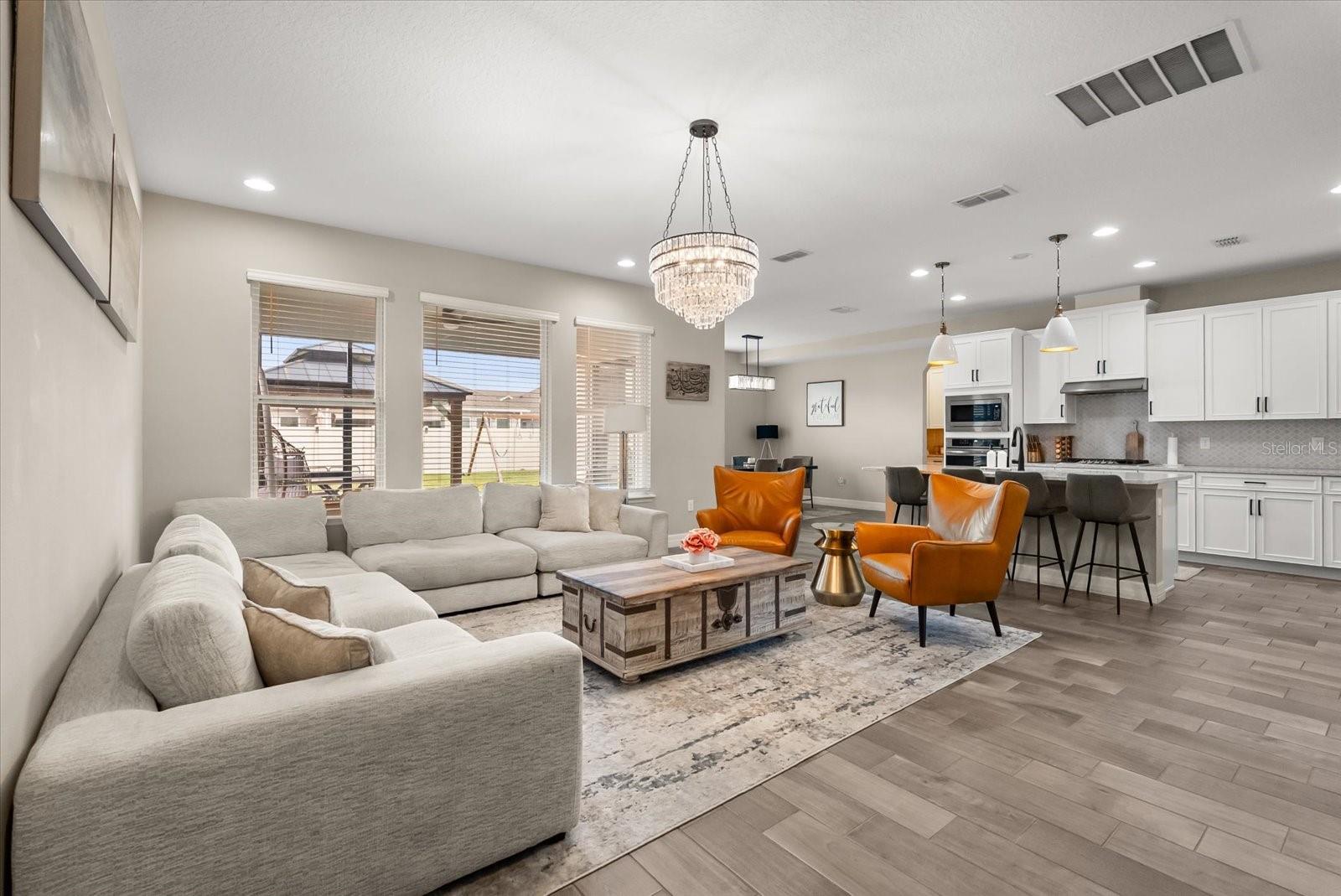 PARKDALE PLACE - Residential Lease