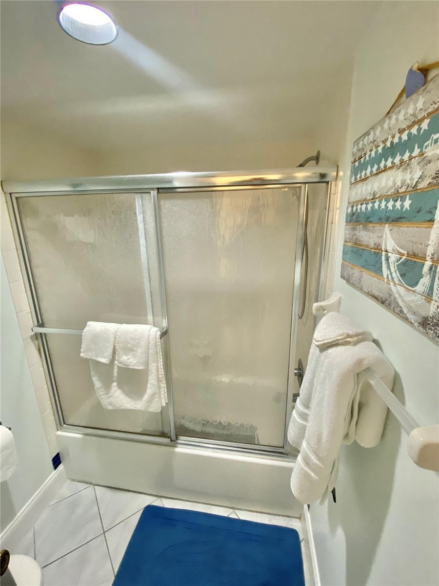 GULF ISLAND BEACH TENNIS - Residential Lease