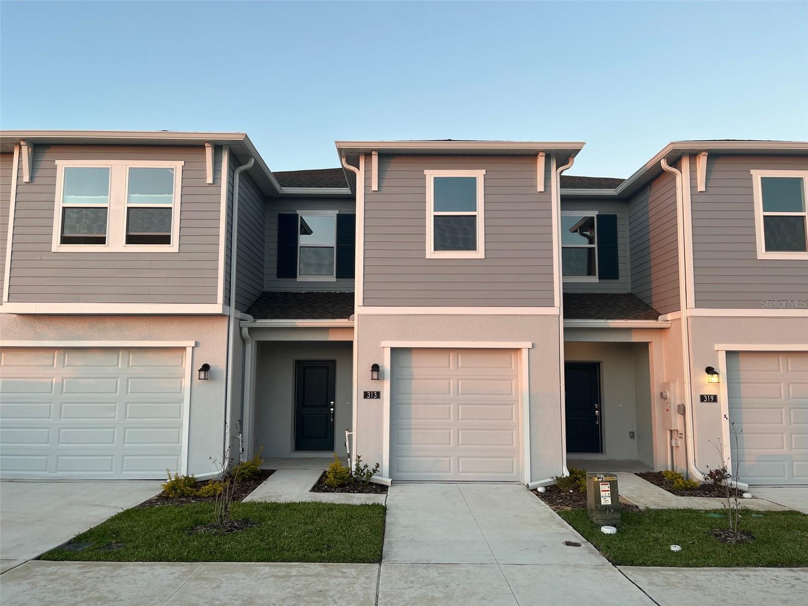 SOL VISTA - Residential Lease