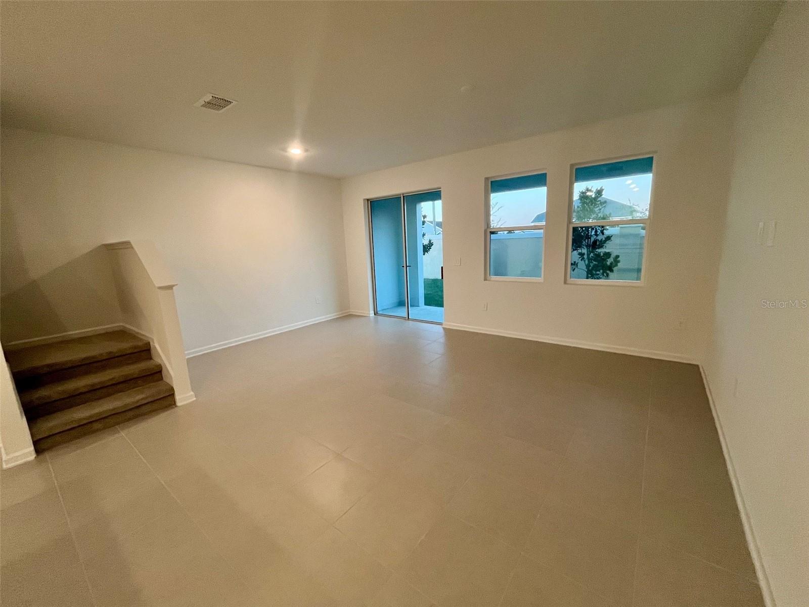 SOL VISTA - Residential Lease