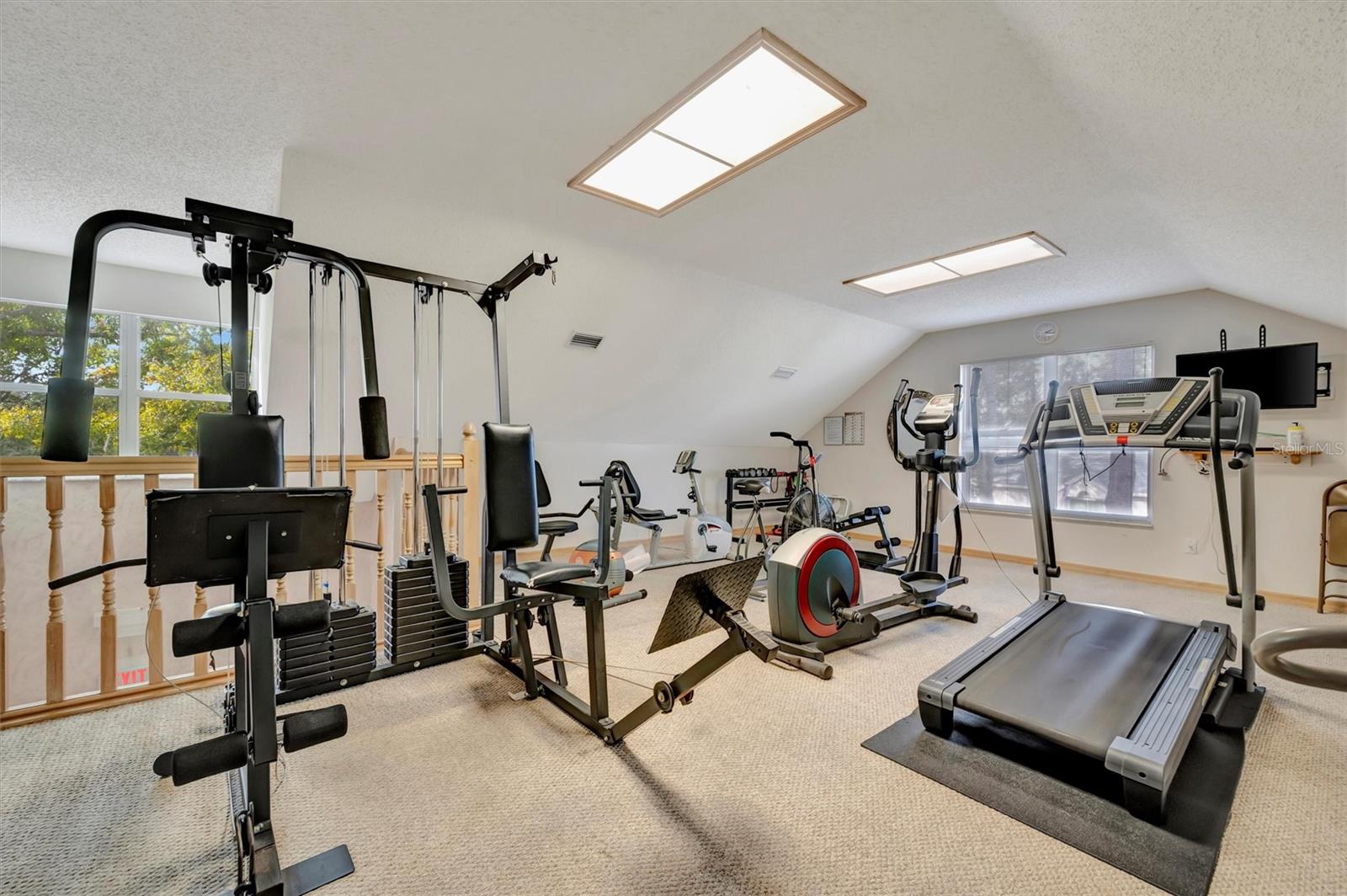 FAIRWAY PALMS A CONDO - Residential