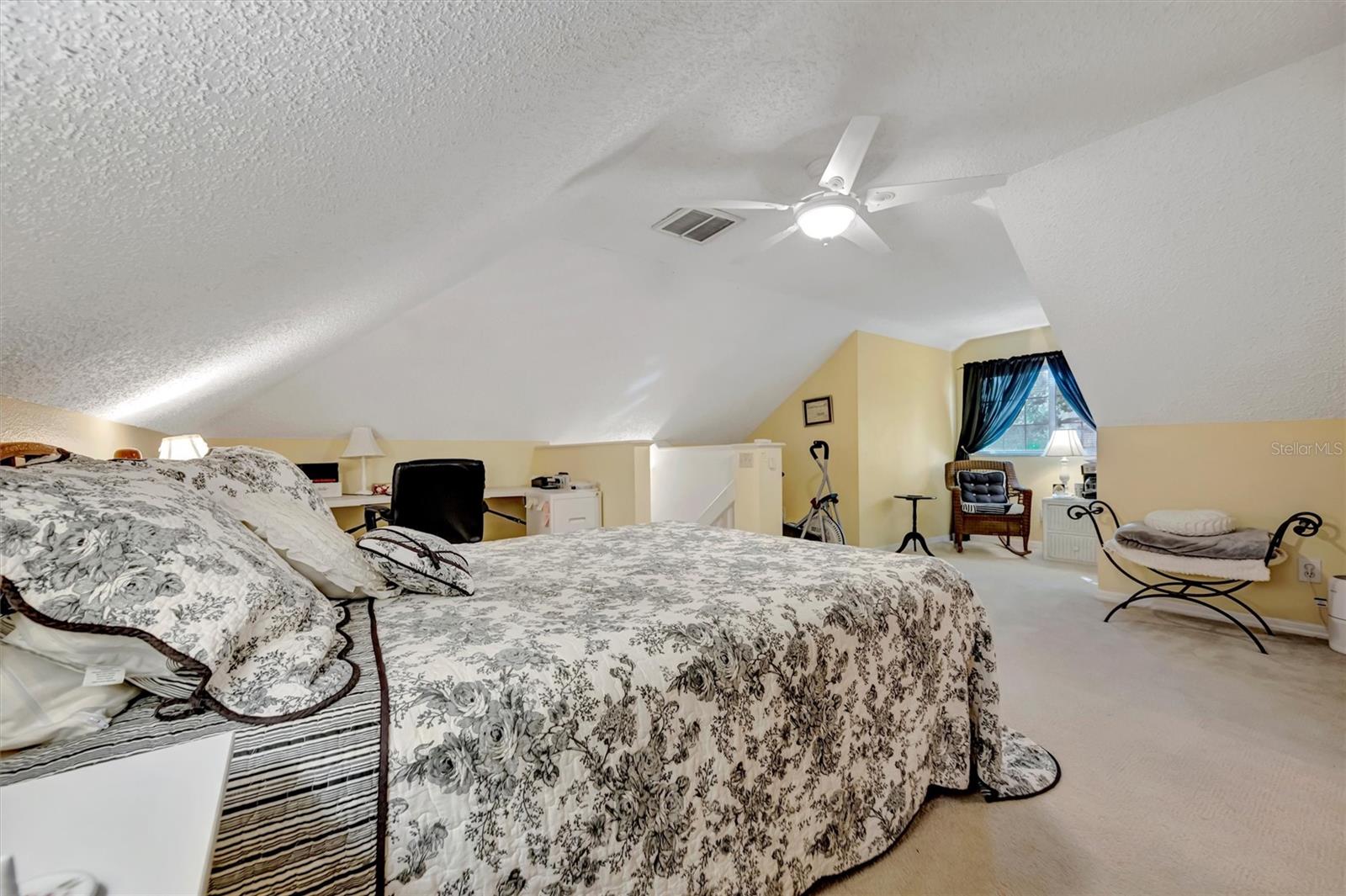 FAIRWAY PALMS A CONDO - Residential