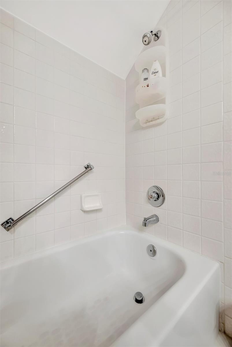 FAIRWAY PALMS A CONDO - Residential