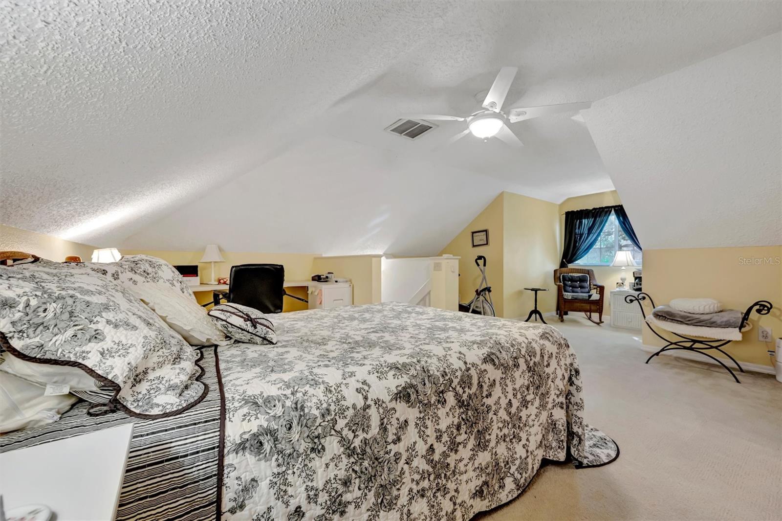 FAIRWAY PALMS A CONDO - Residential