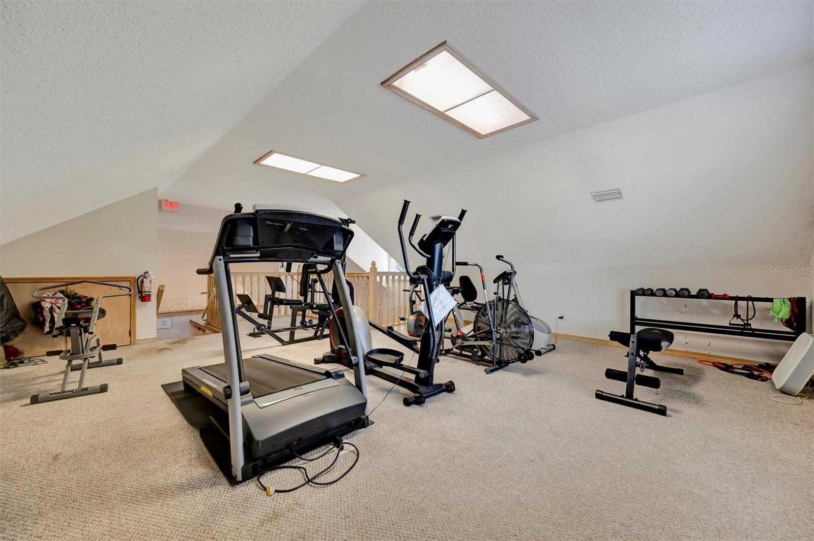 FAIRWAY PALMS A CONDO - Residential