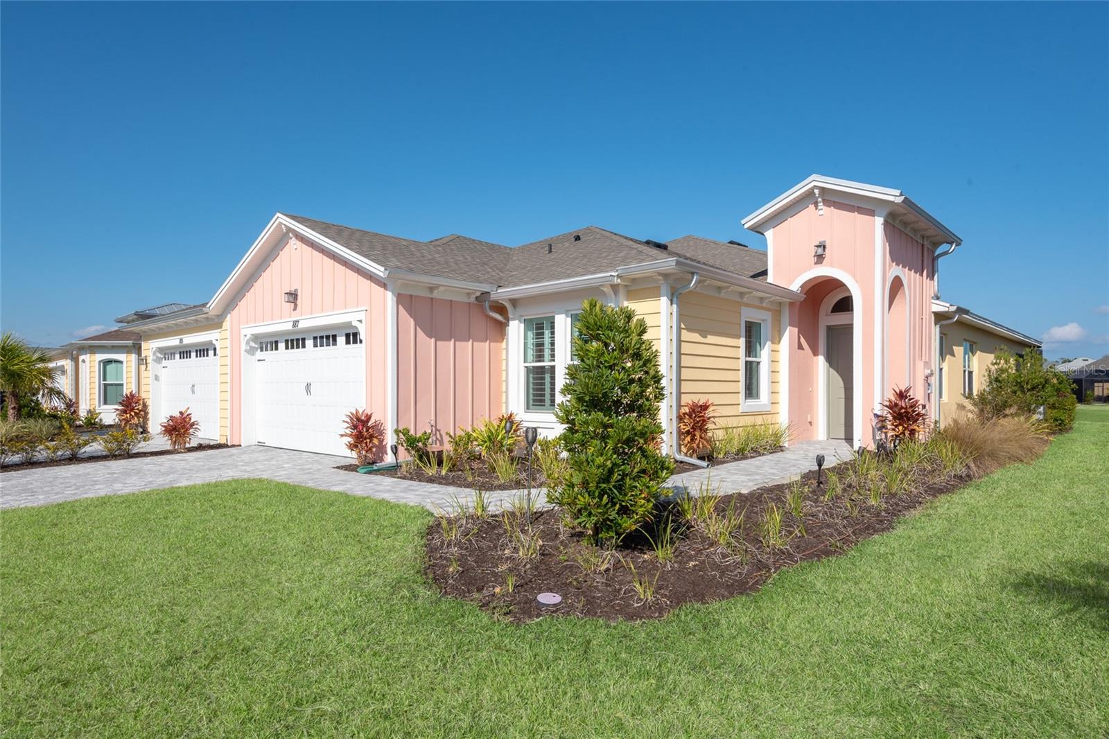 LATITUDE/DAYTONA BEACH PH 7 - Residential