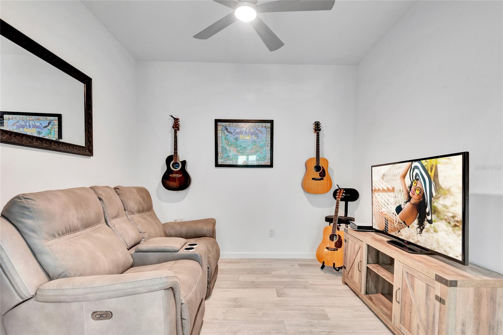 LATITUDE/DAYTONA BEACH PH 7 - Residential